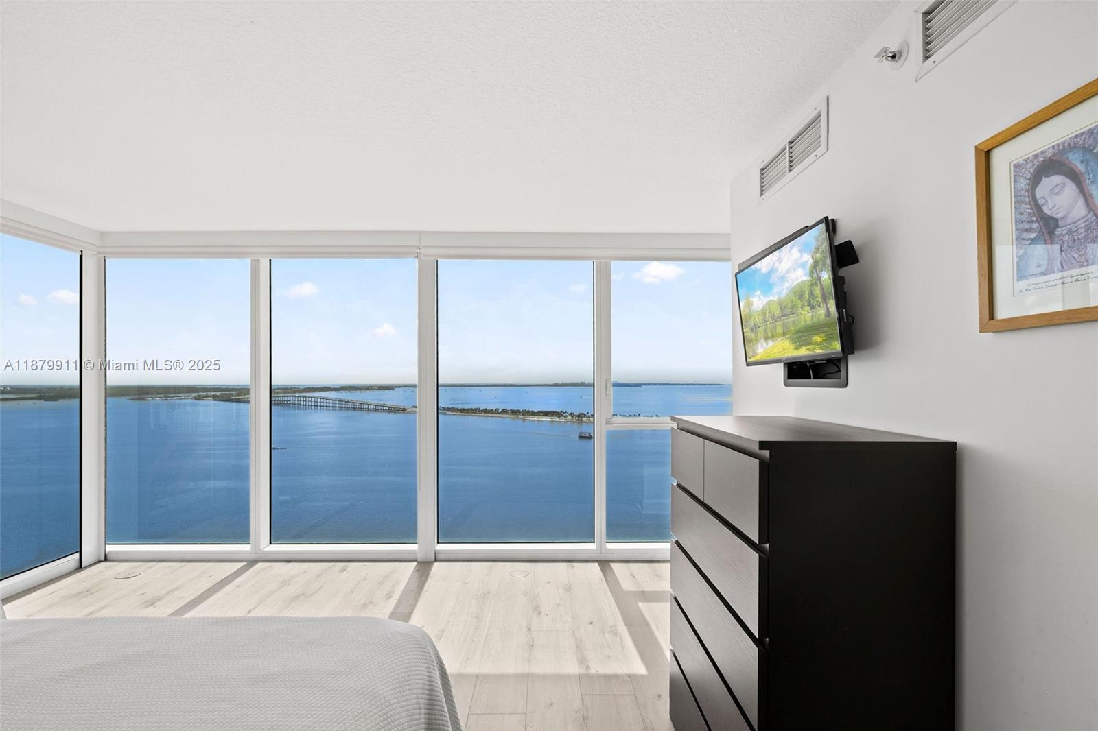 2101 Brickell Ave #2306, Miami FL 33129