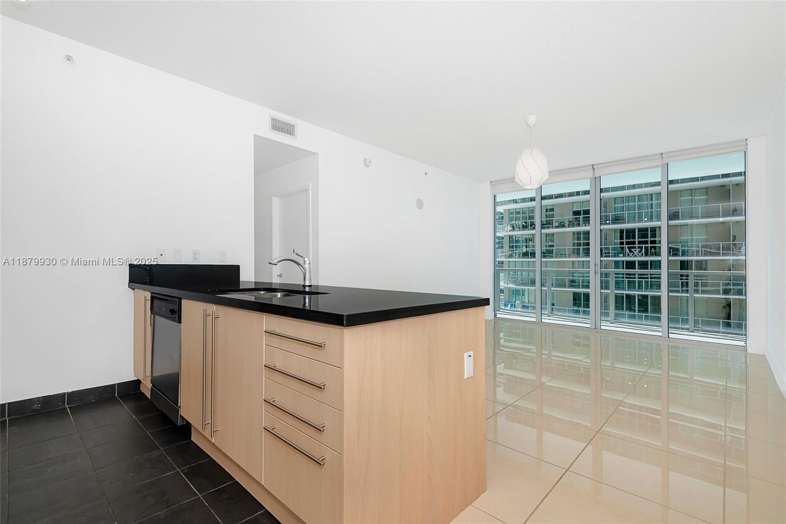 1111 SW 1st Ave #1915-N, Miami FL 33130