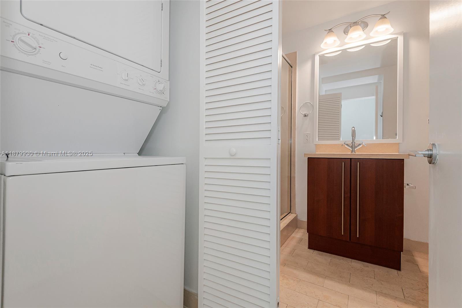 1111 SW 1st Ave #1915-N, Miami FL 33130