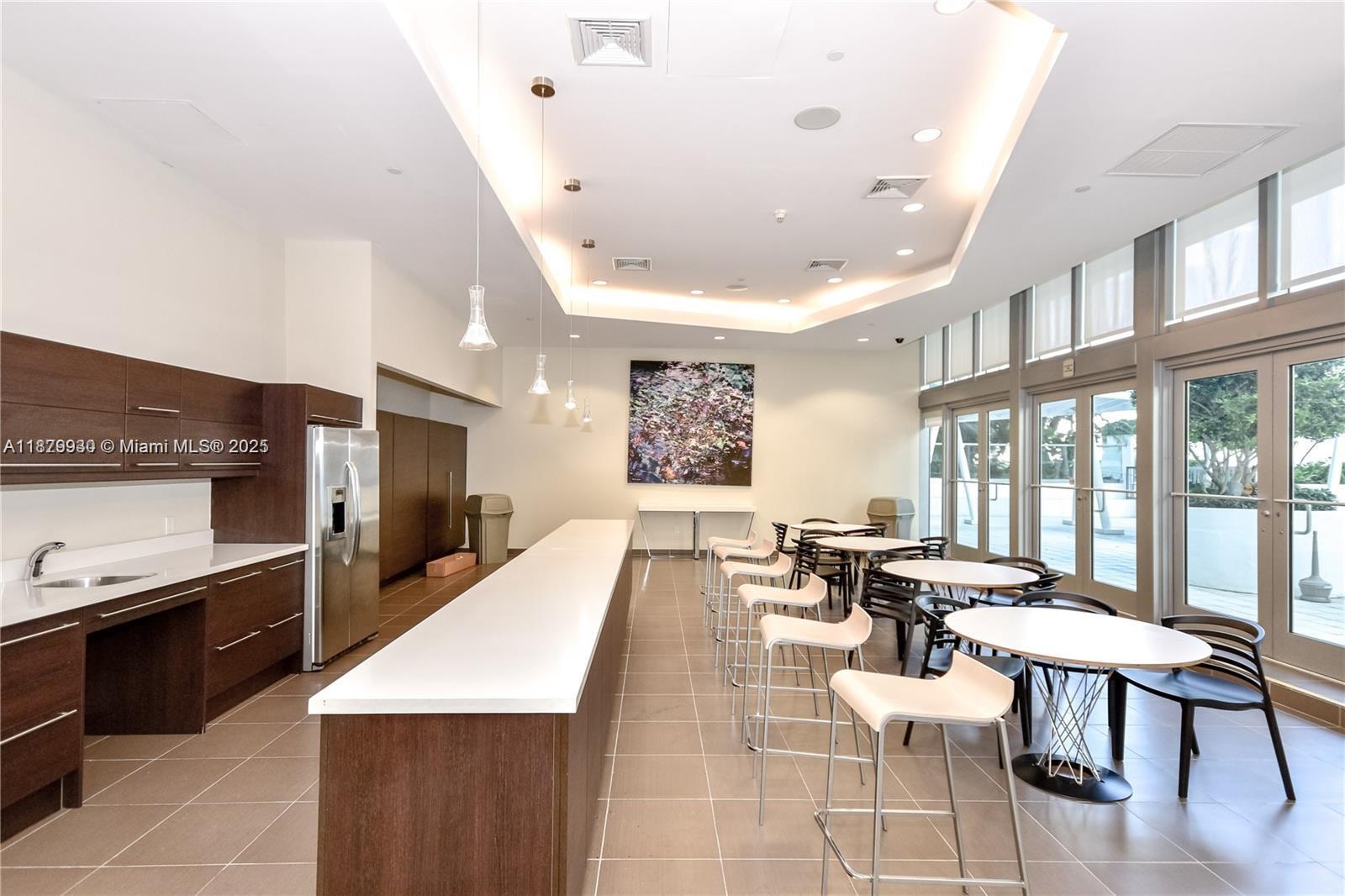 1111 SW 1st Ave #1915-N, Miami FL 33130