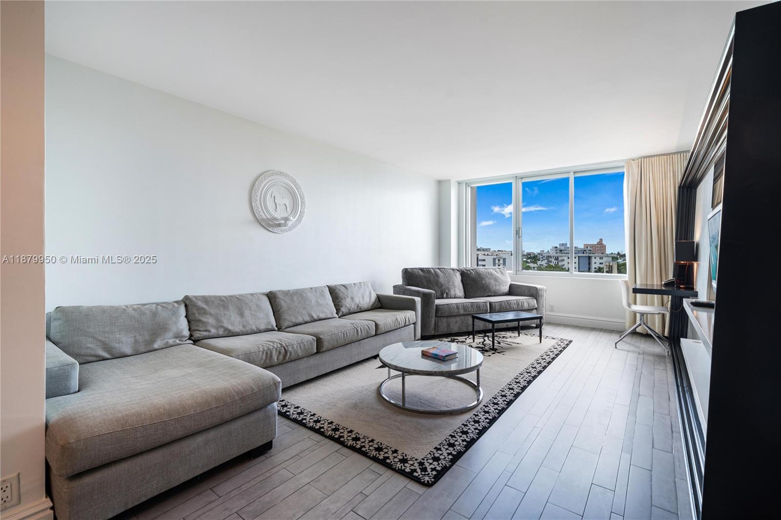 Miami Beach FL 33139 - A11879950