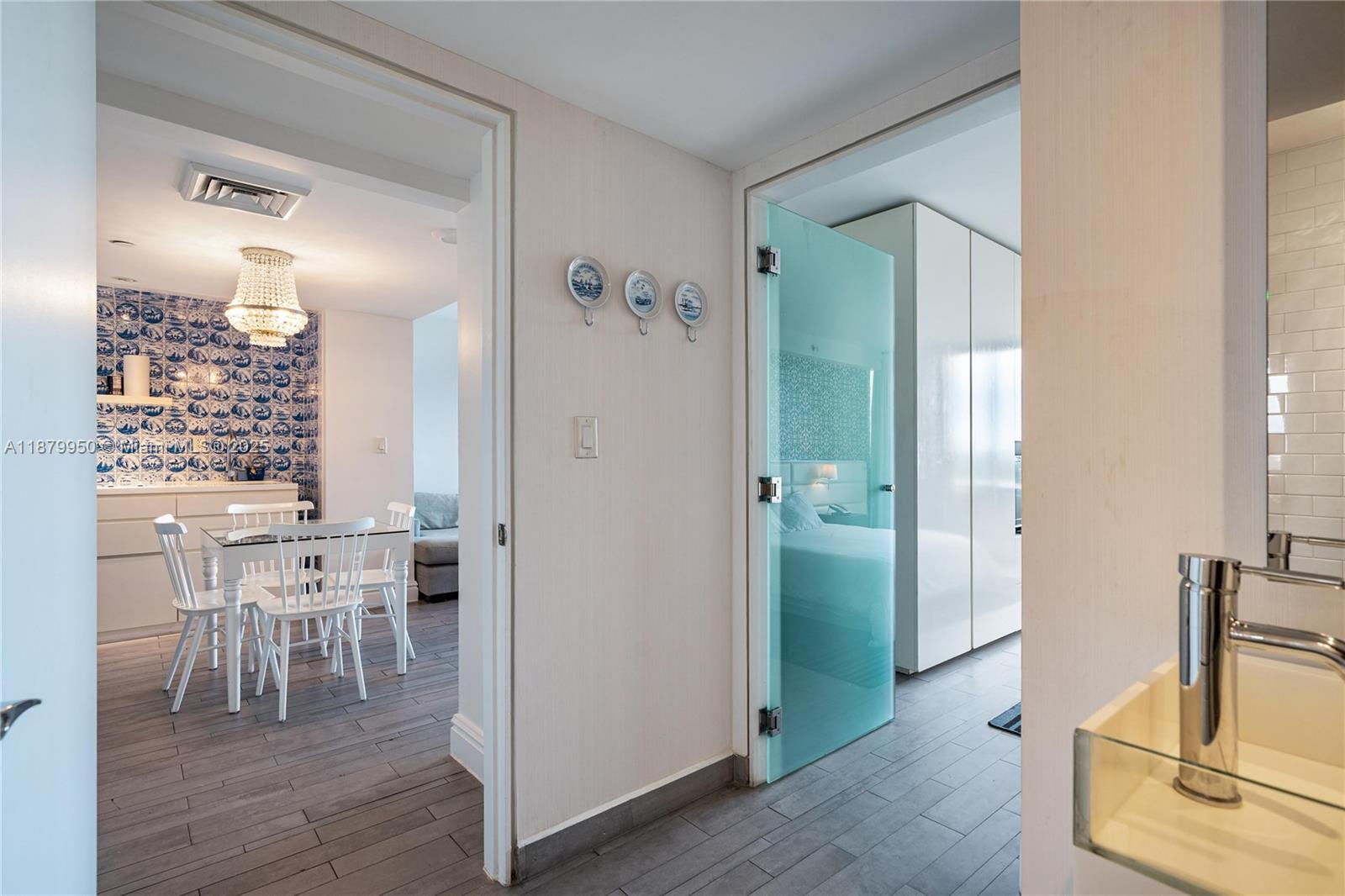 Miami Beach FL 33139 - A11879950
