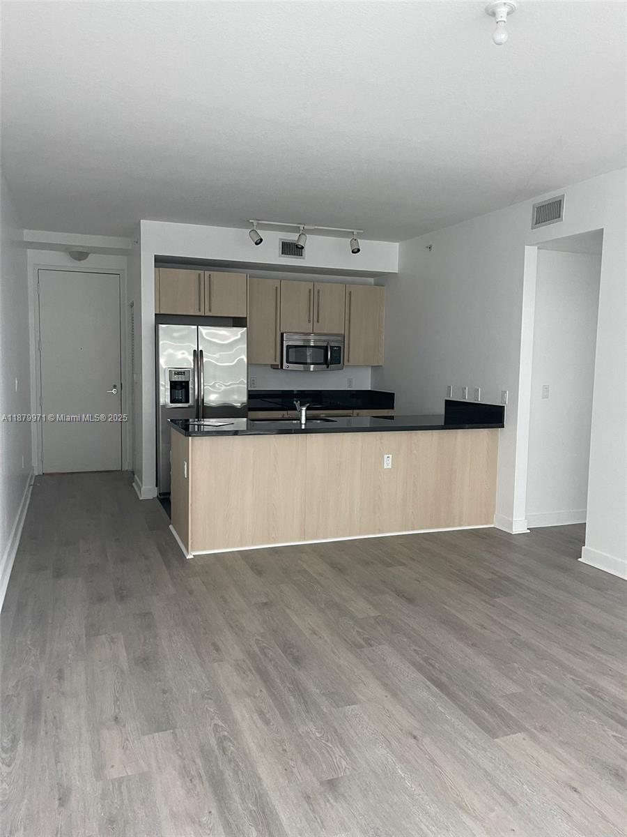 1111 SW 1st Ave #3715-N, Miami FL 33130