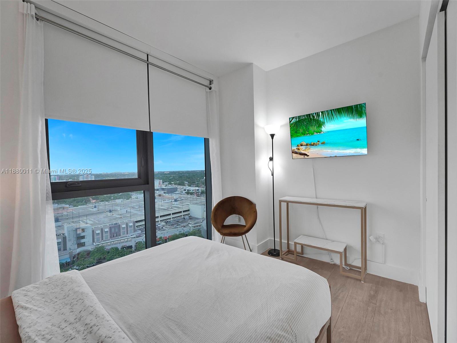 121 NE 34th St #1601, Miami FL 33137