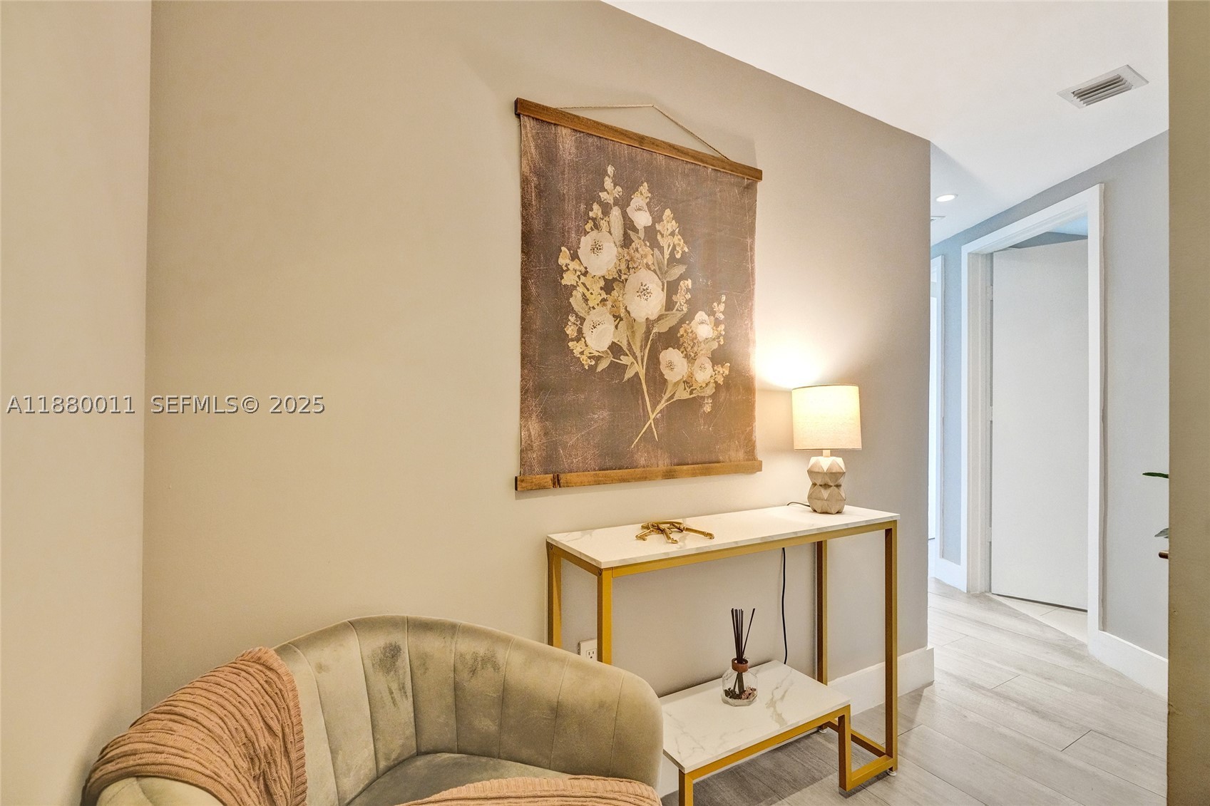 121 NE 34th St #1601, Miami FL 33137
