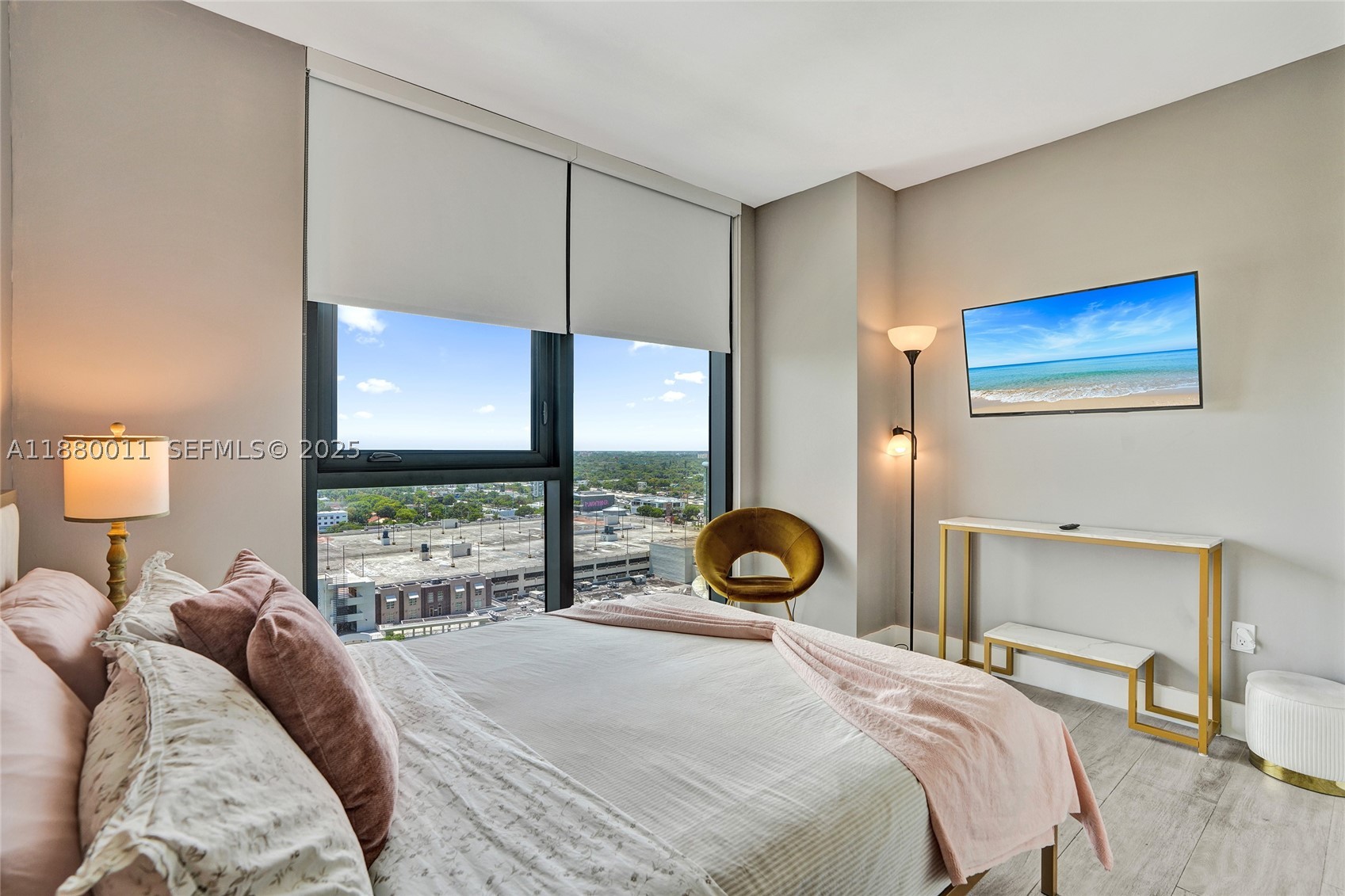 121 NE 34th St #1601, Miami FL 33137