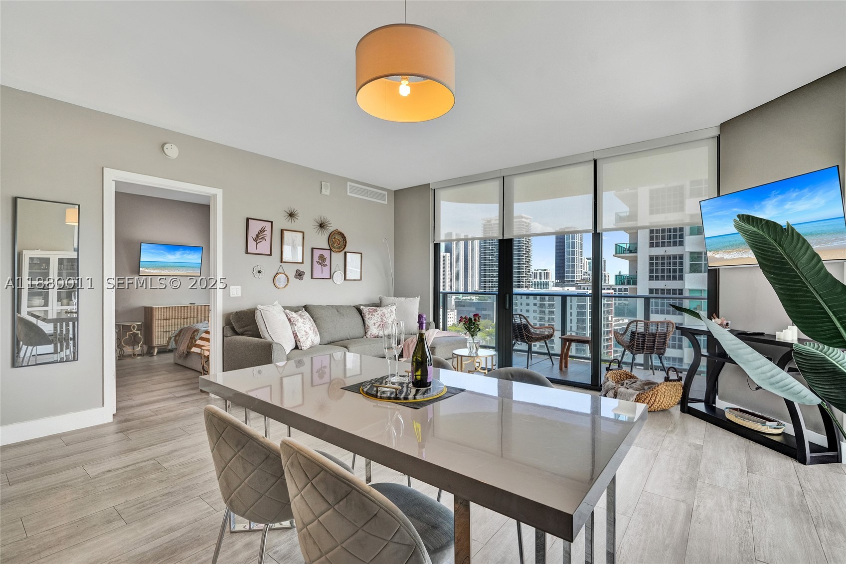 121 NE 34th St #1601, Miami FL 33137