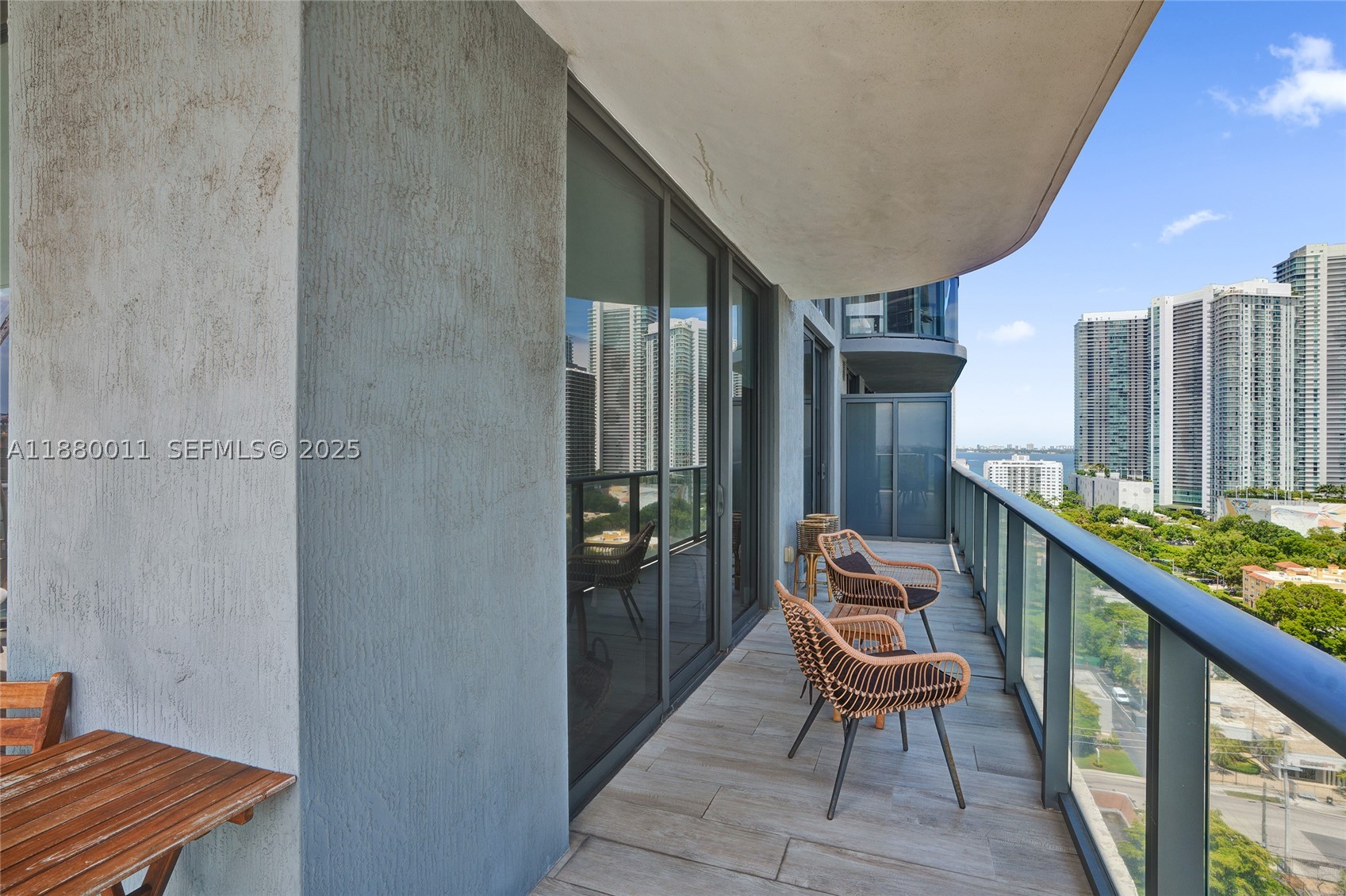 121 NE 34th St #1601, Miami FL 33137