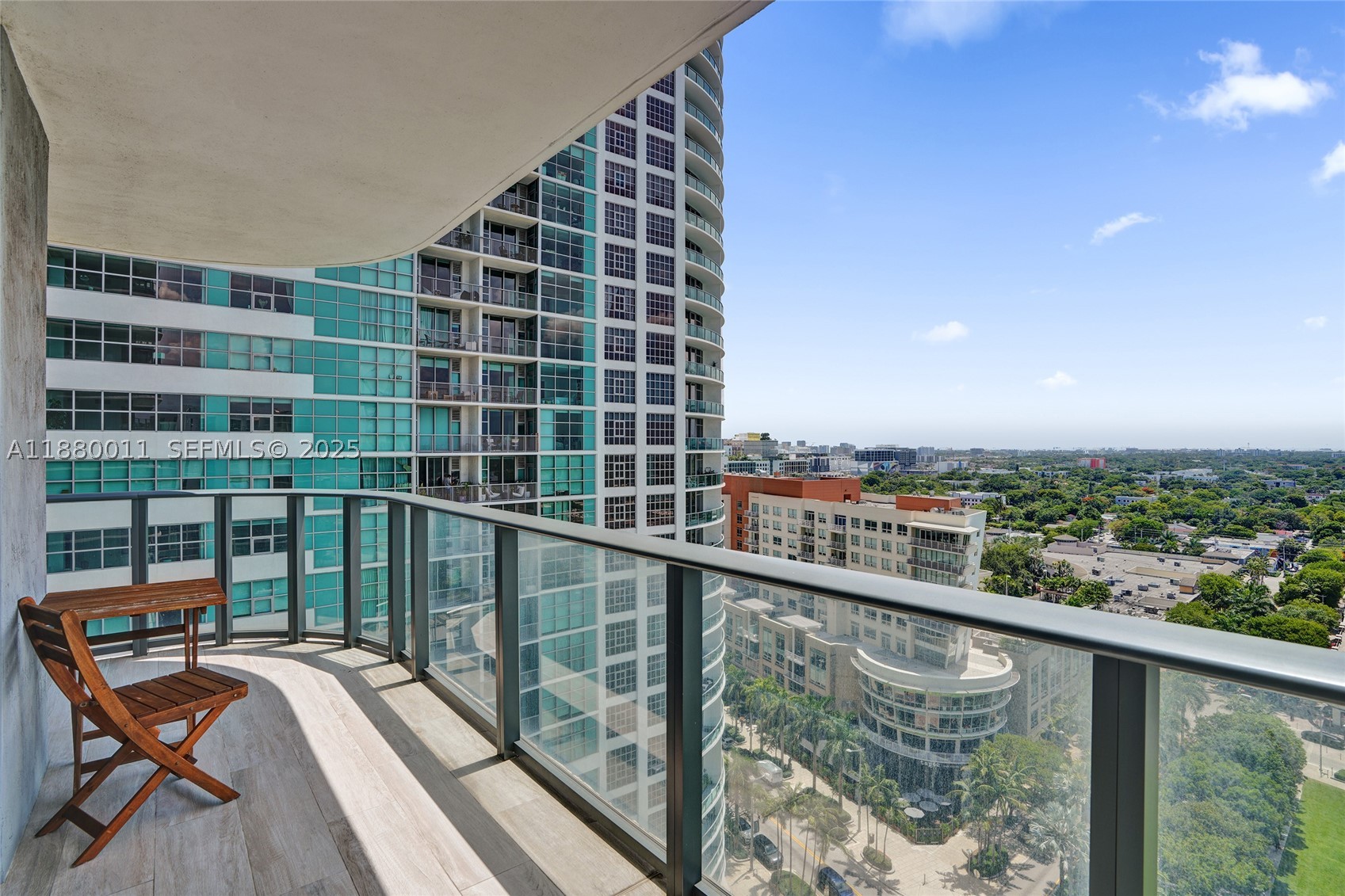 121 NE 34th St #1601, Miami FL 33137