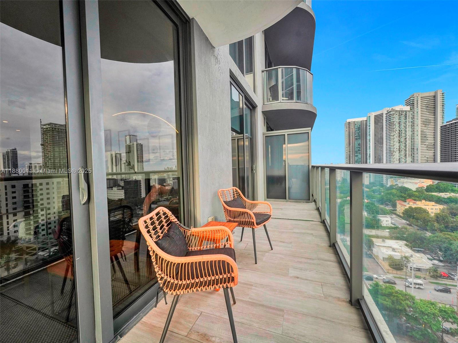 121 NE 34th St #1601, Miami FL 33137