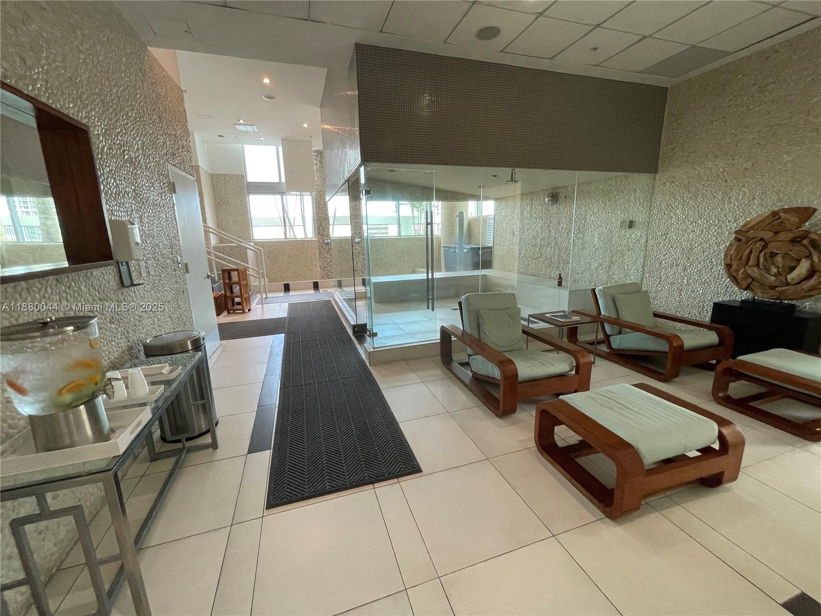 92 SW 3rd St #1602, Miami FL 33130
