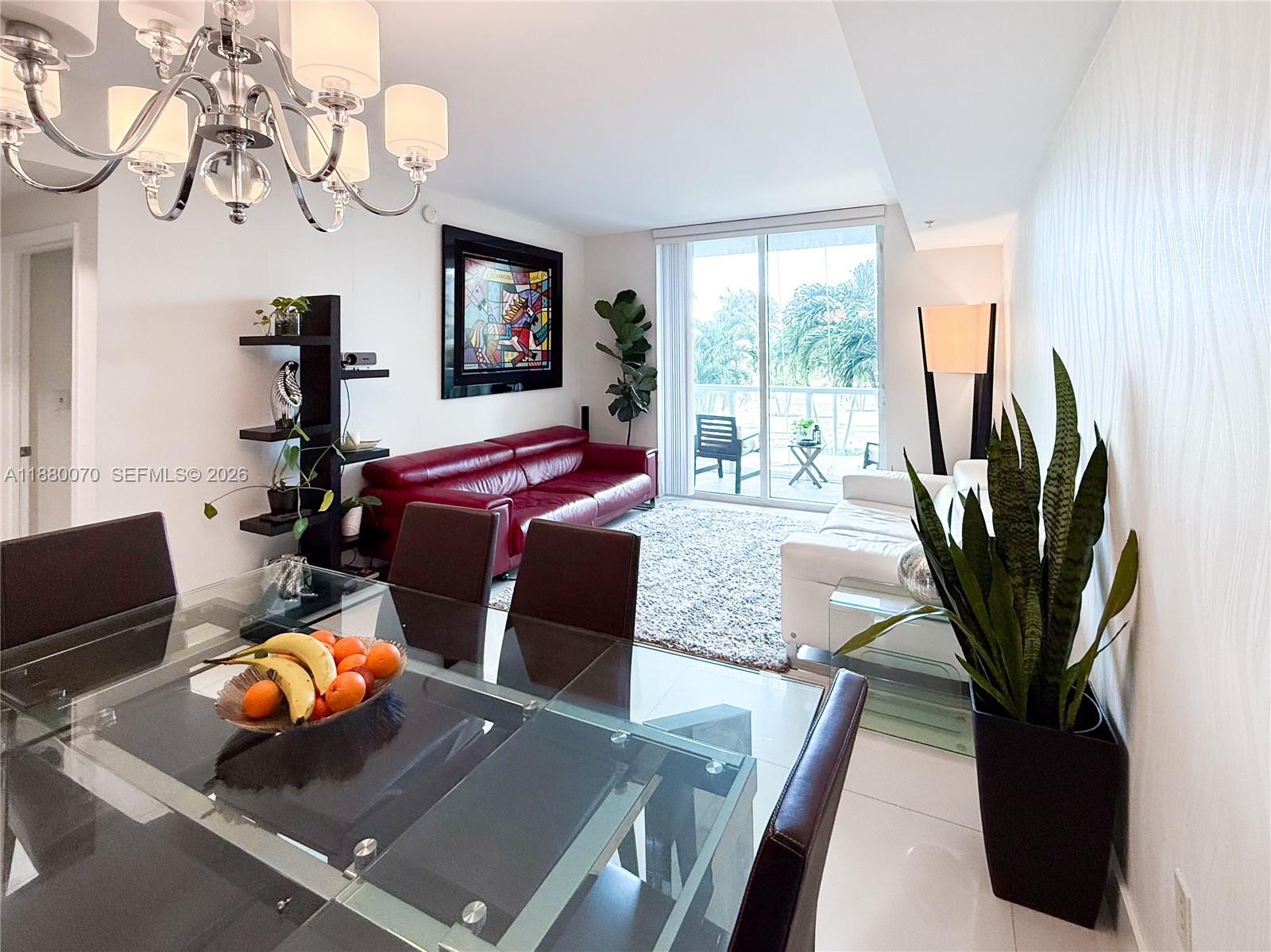 253 NE 2nd St #903, Miami FL 33132