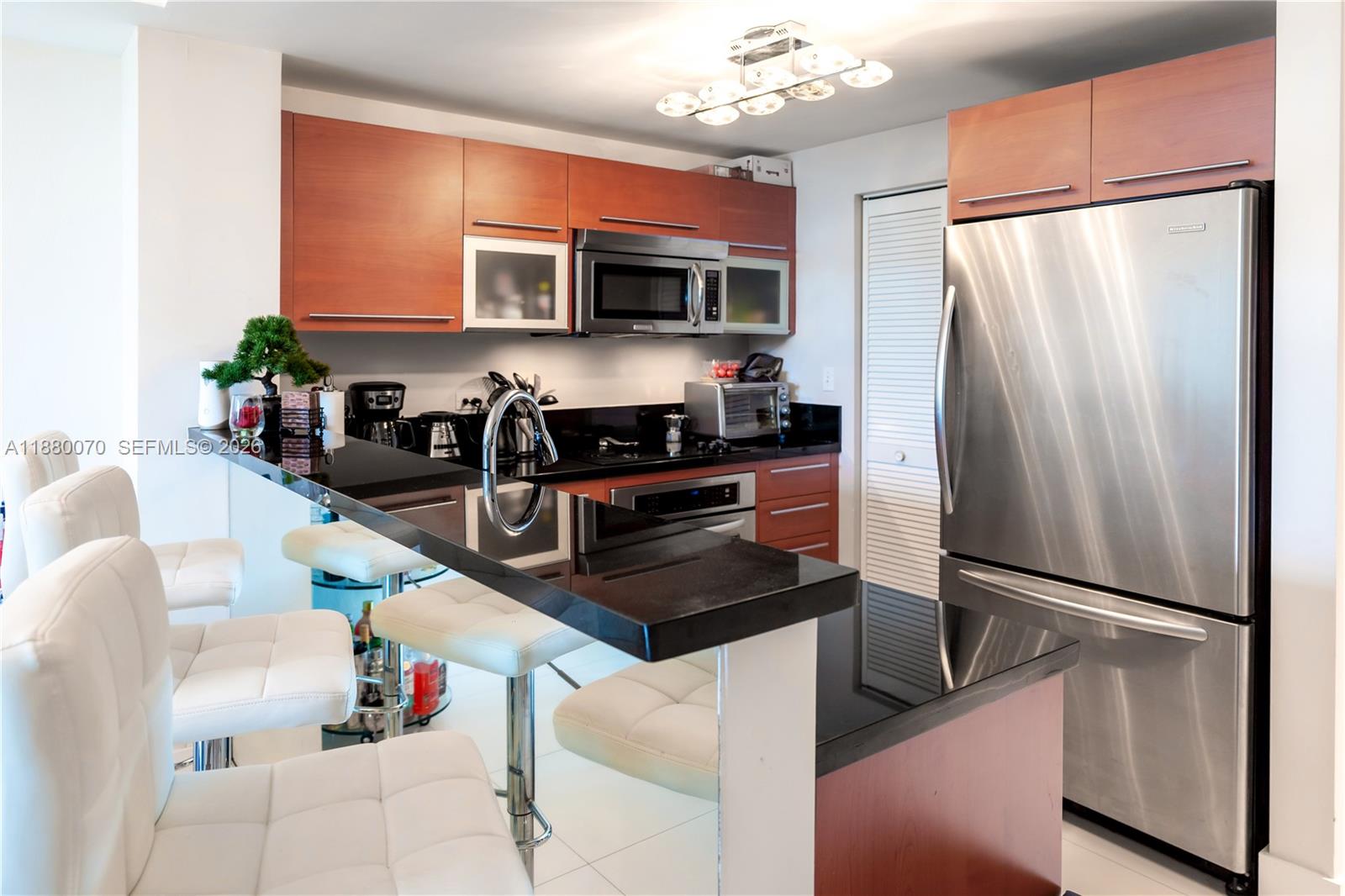 253 NE 2nd St #903, Miami FL 33132