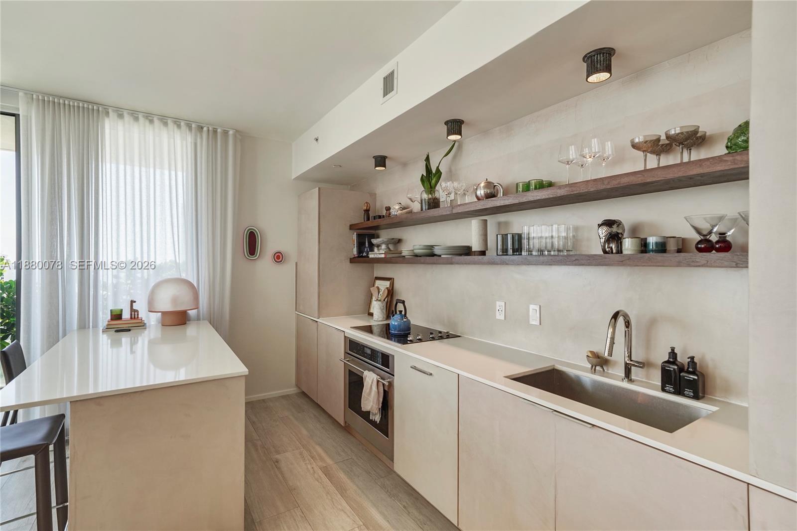 121 NE 34th St #2408, Miami FL 33137