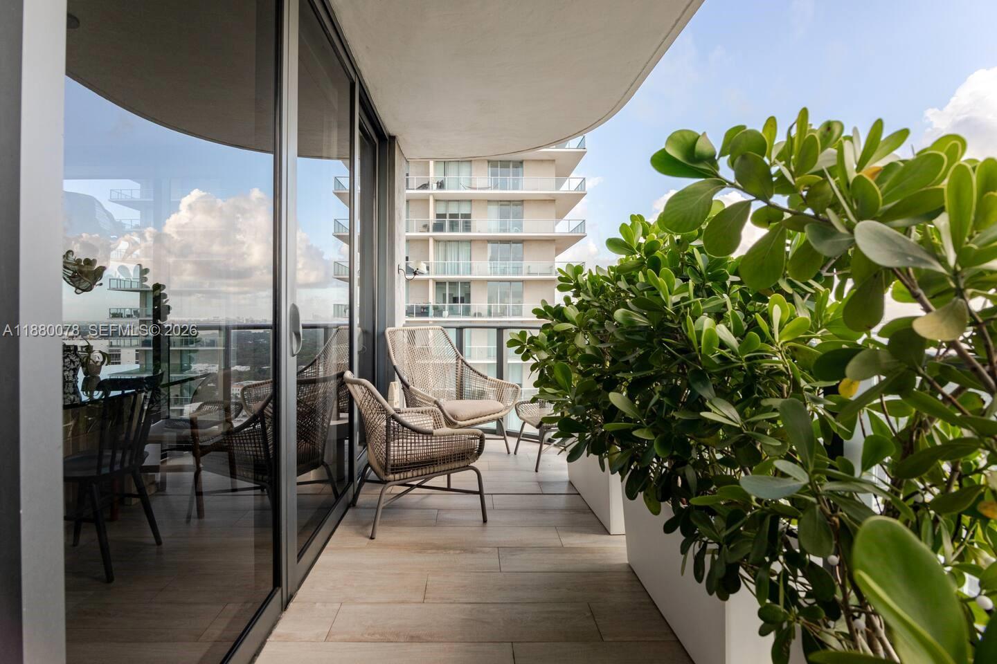121 NE 34th St #2408, Miami FL 33137