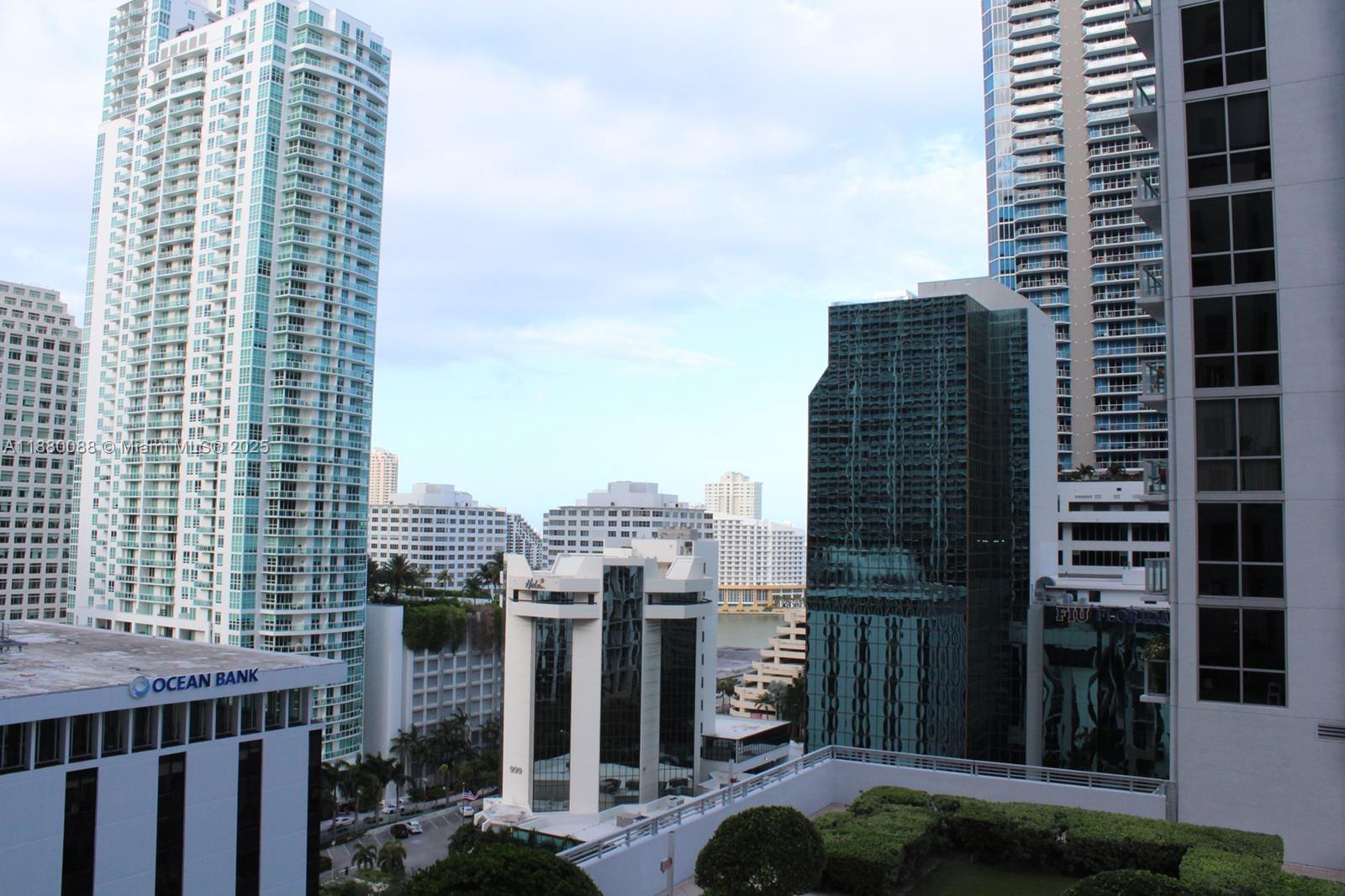1050 Brickell Ave #1510, Miami FL 33131