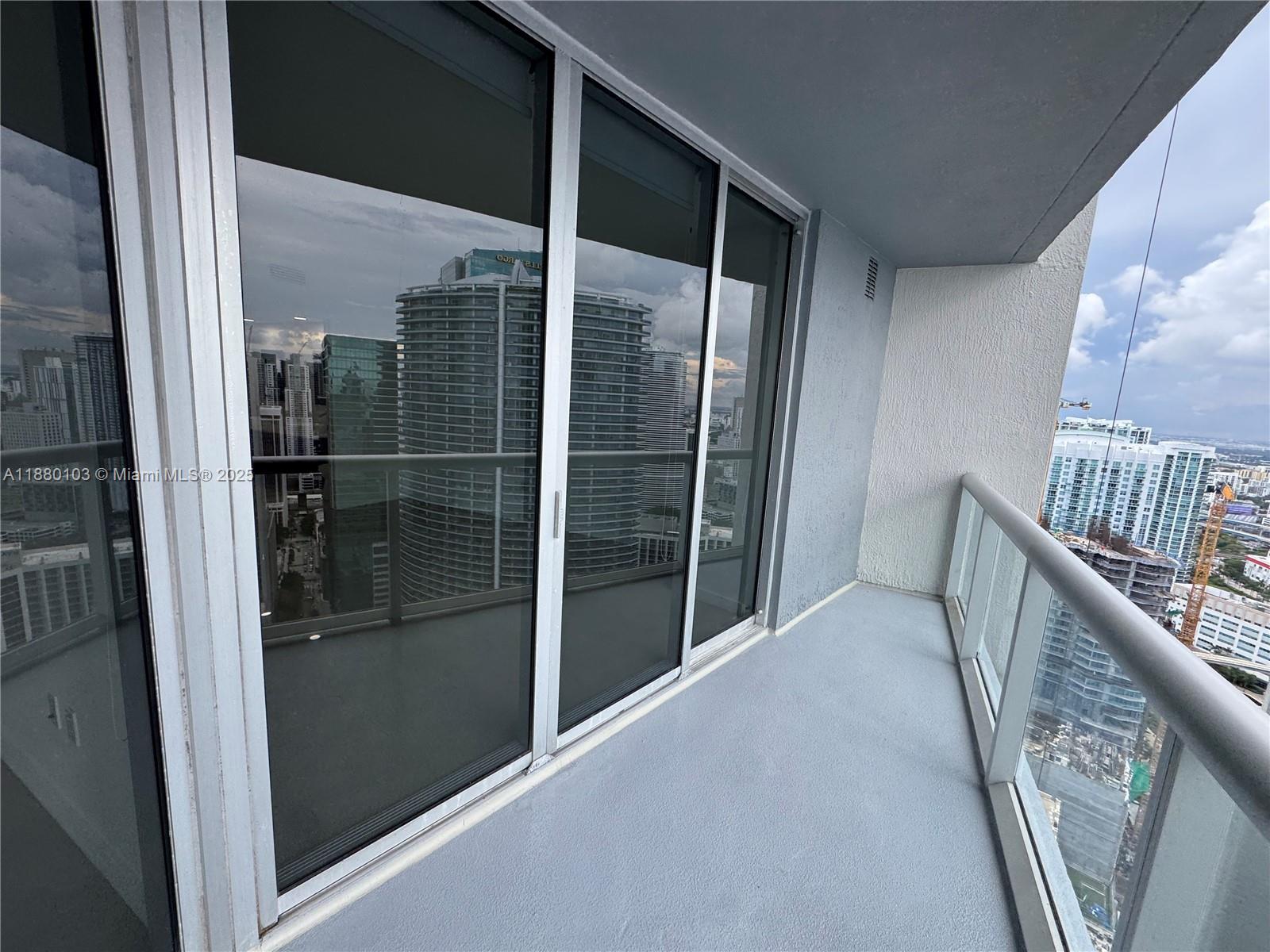 475 Brickell Ave #4414, Miami FL 33131