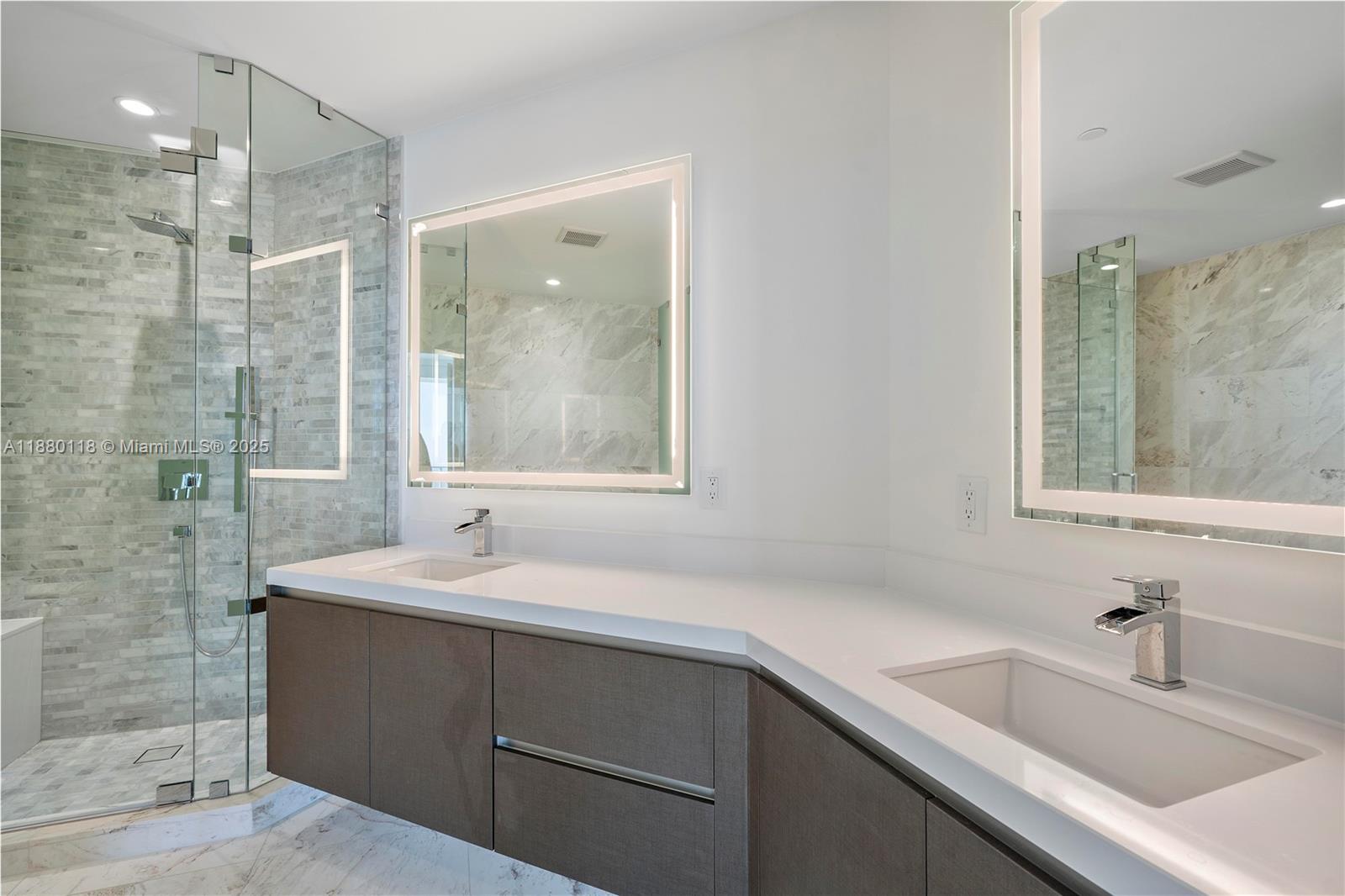 851 NE 1st Ave #4310, Miami FL 33132
