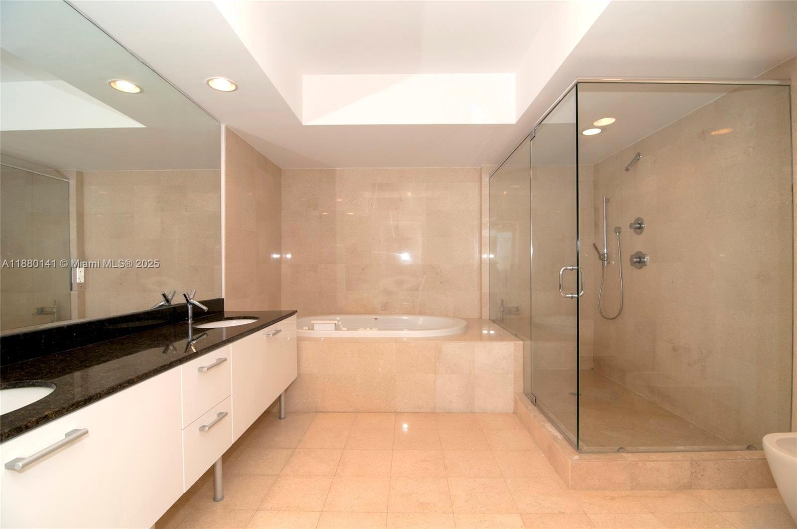17201 Collins Ave #4002, Sunny Isles Beach FL 33160