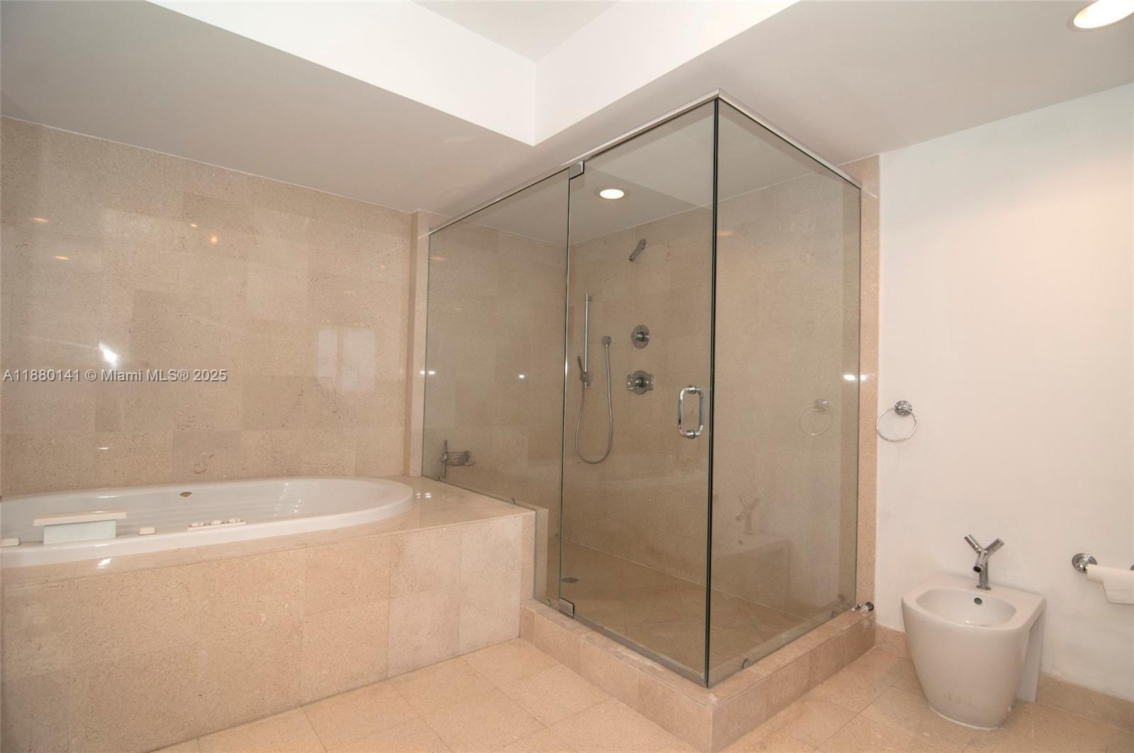17201 Collins Ave #4002, Sunny Isles Beach FL 33160