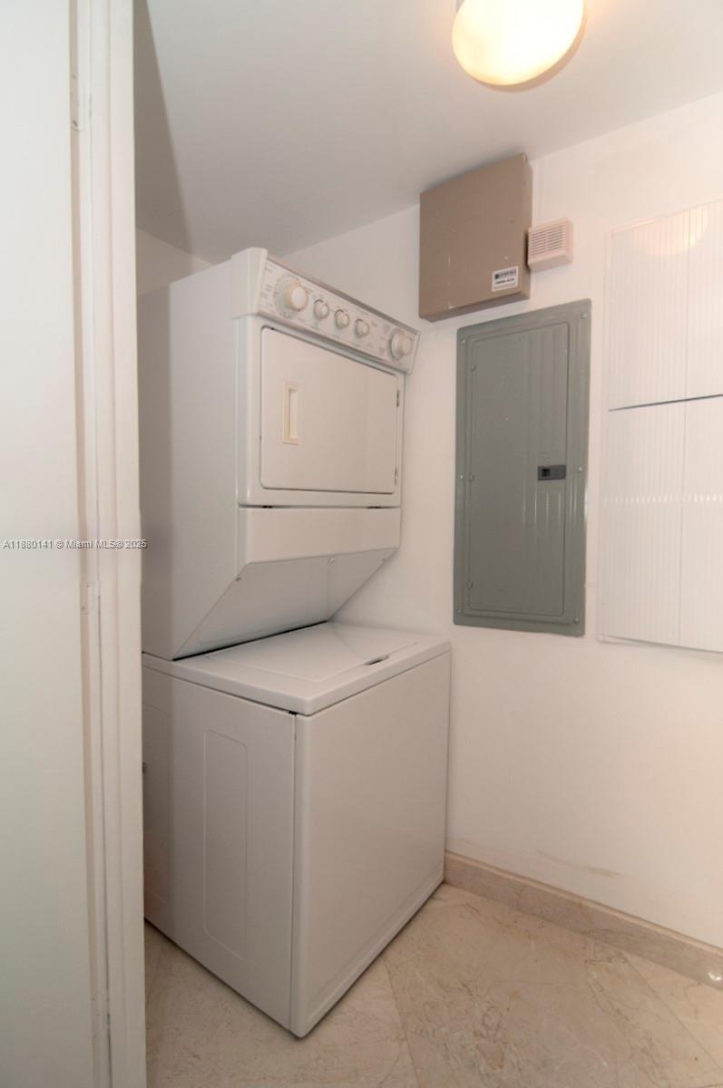 17201 Collins Ave #4002, Sunny Isles Beach FL 33160