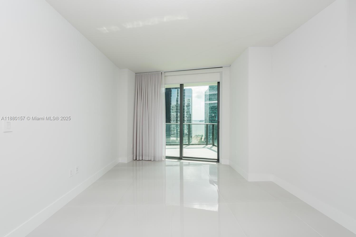 1300 S Miami #1810, Miami FL 33130