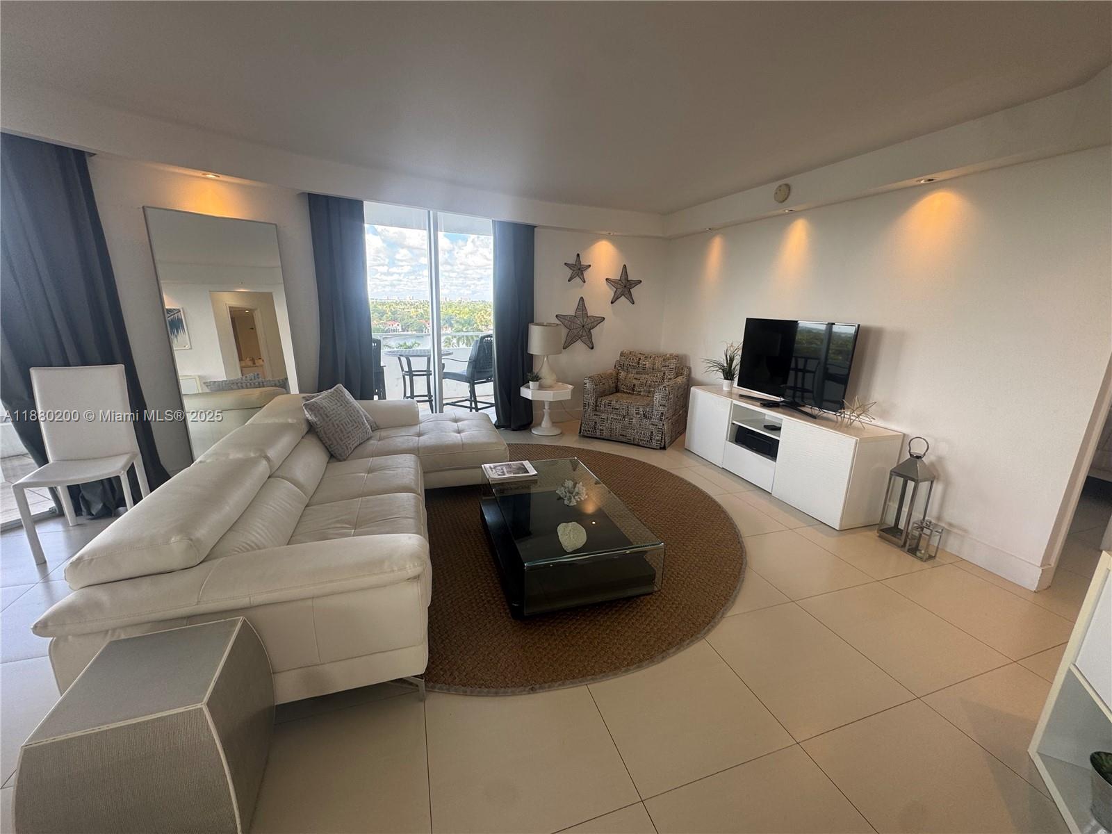 5151 Collins Ave #923, Miami Beach FL 33140