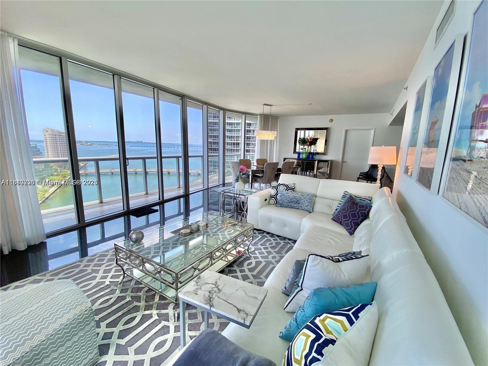 465 Brickell Ave #1801, Miami FL 33131