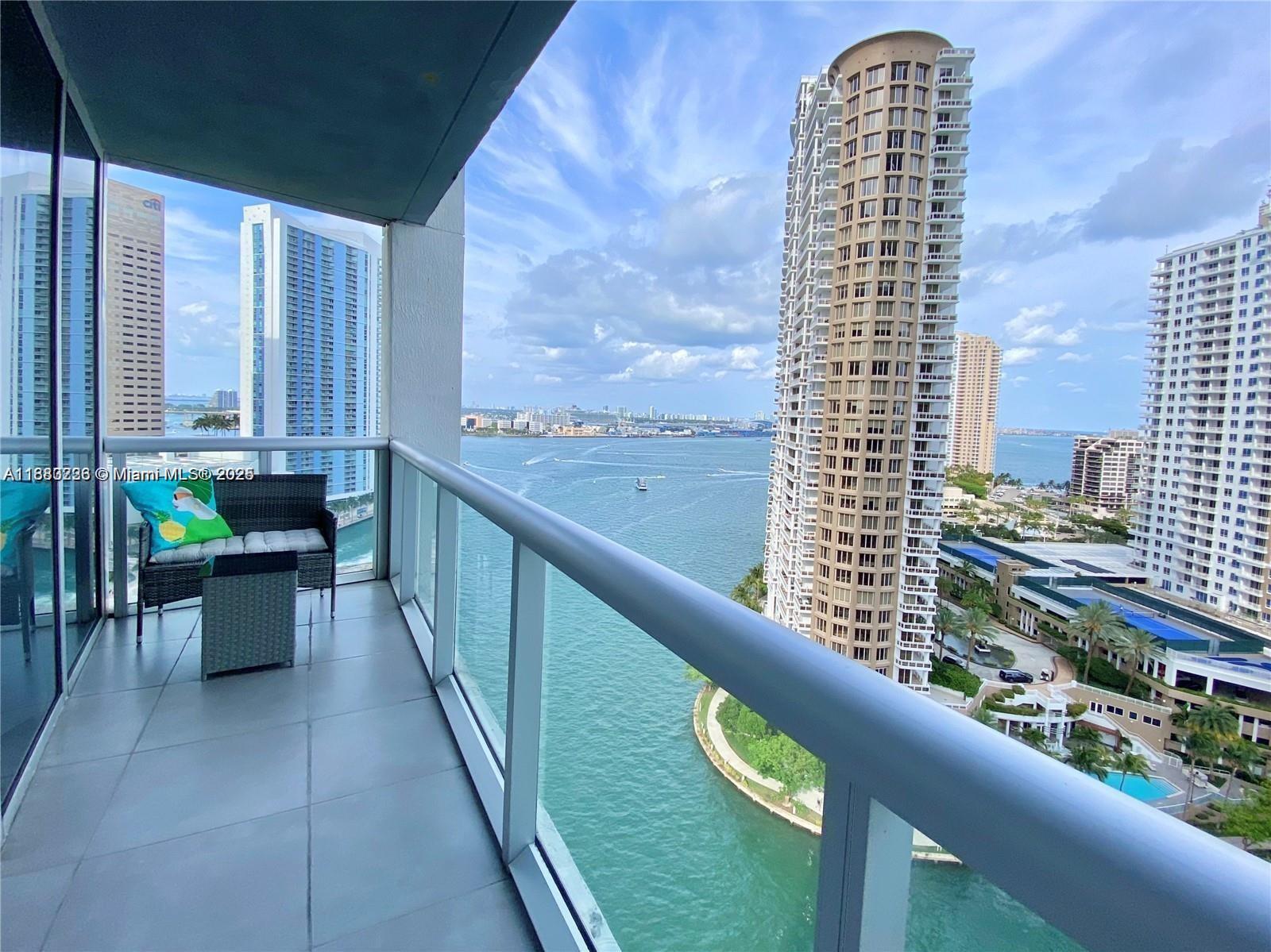 465 Brickell Ave #1801, Miami FL 33131