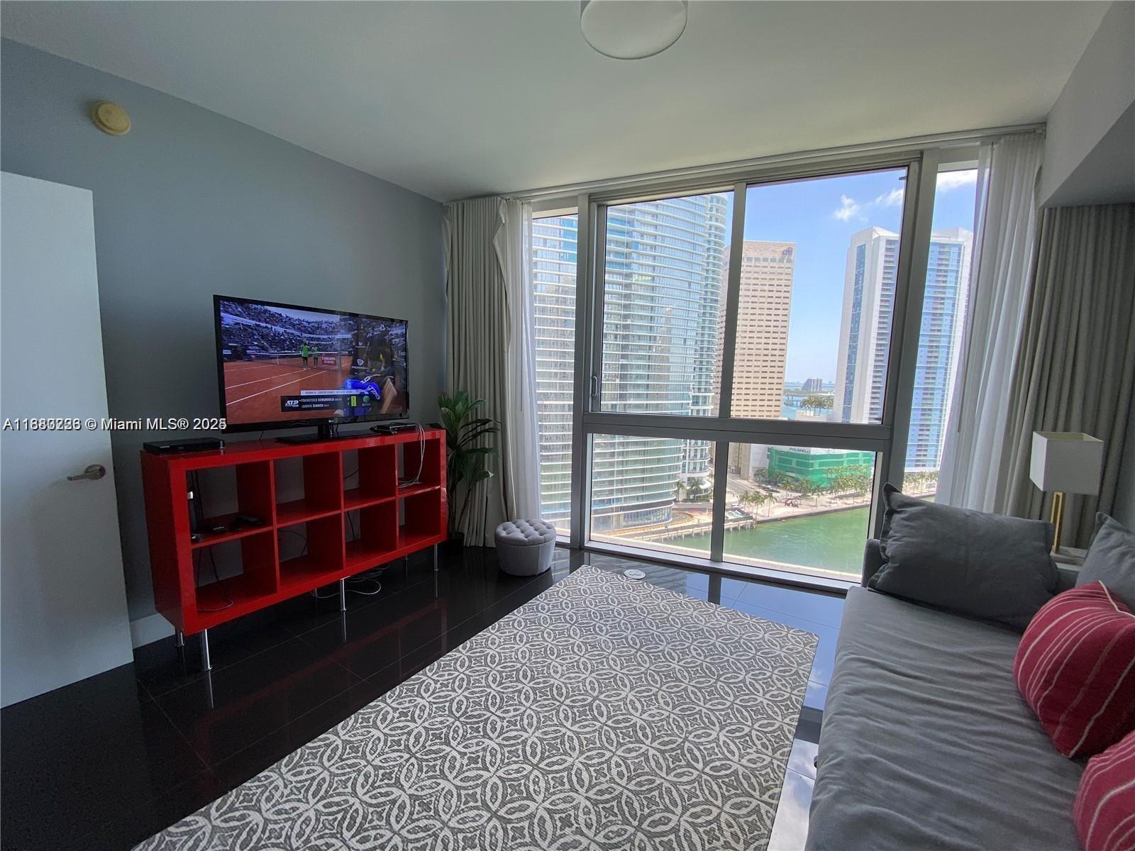 465 Brickell Ave #1801, Miami FL 33131