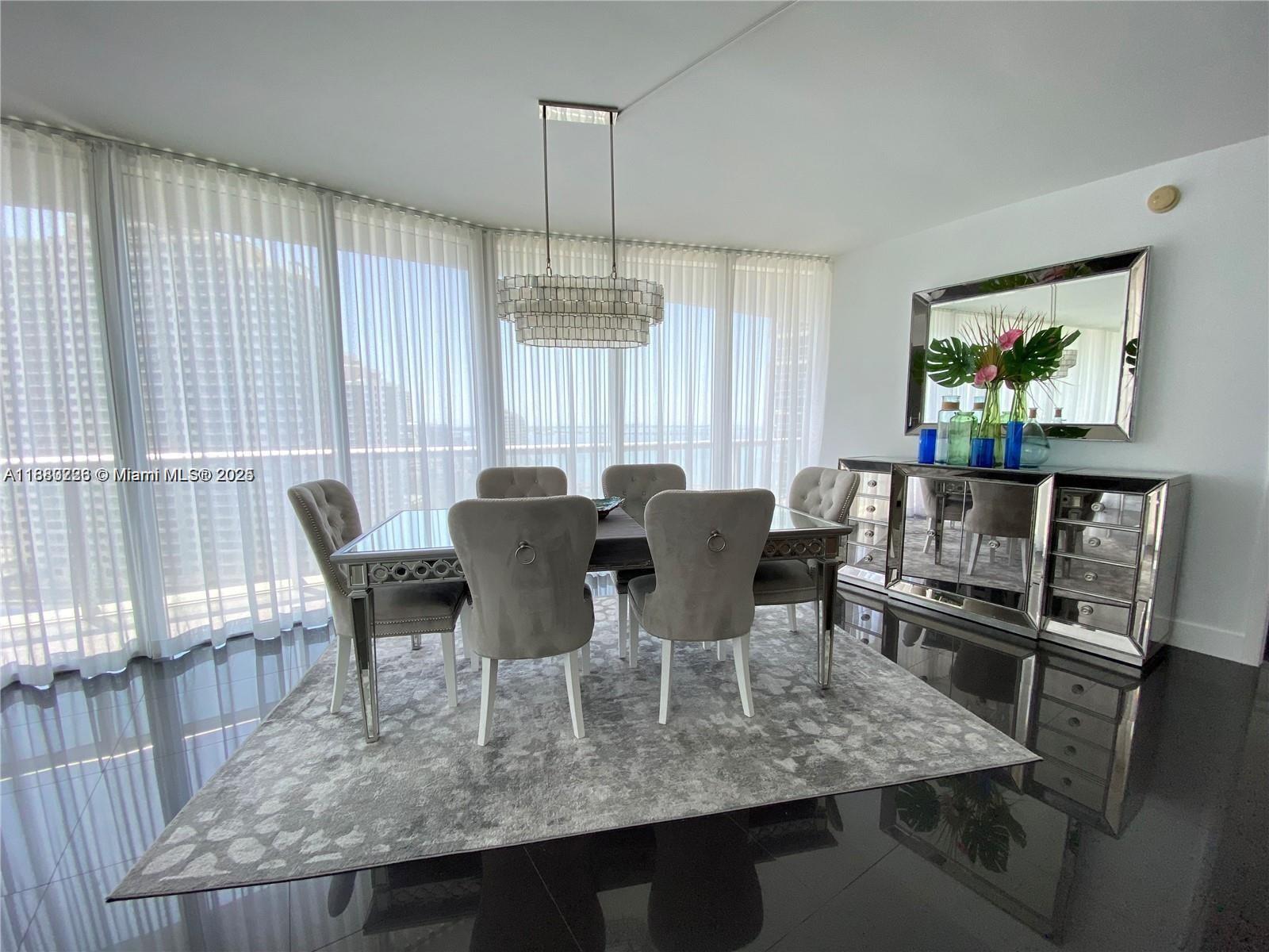 465 Brickell Ave #1801, Miami FL 33131