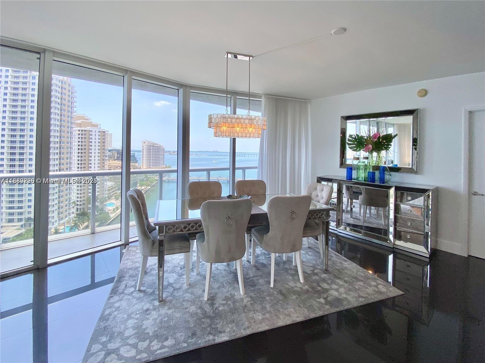 465 Brickell Ave #1801, Miami FL 33131