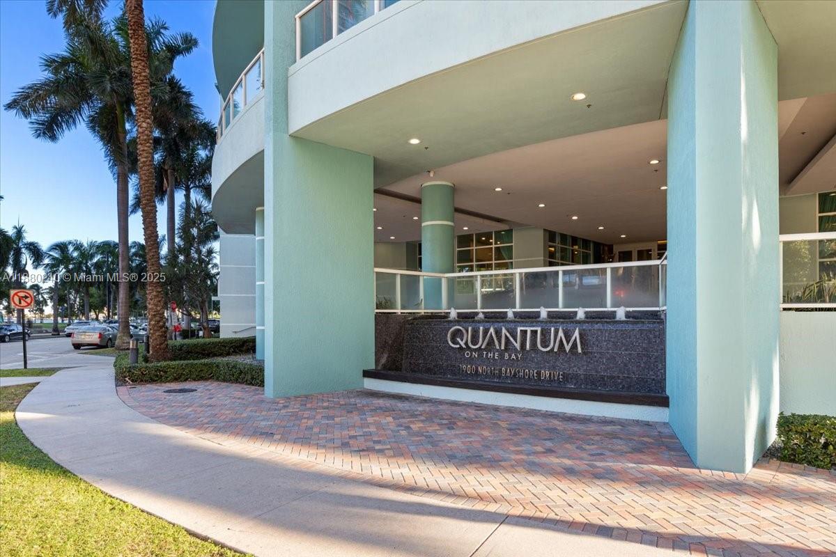 1900 N Bayshore Dr #1509, Miami FL 33132