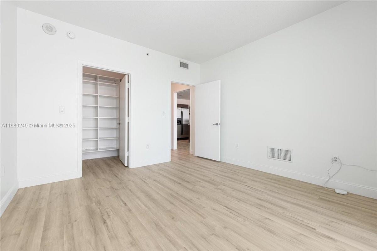 1900 N Bayshore Dr #1509, Miami FL 33132