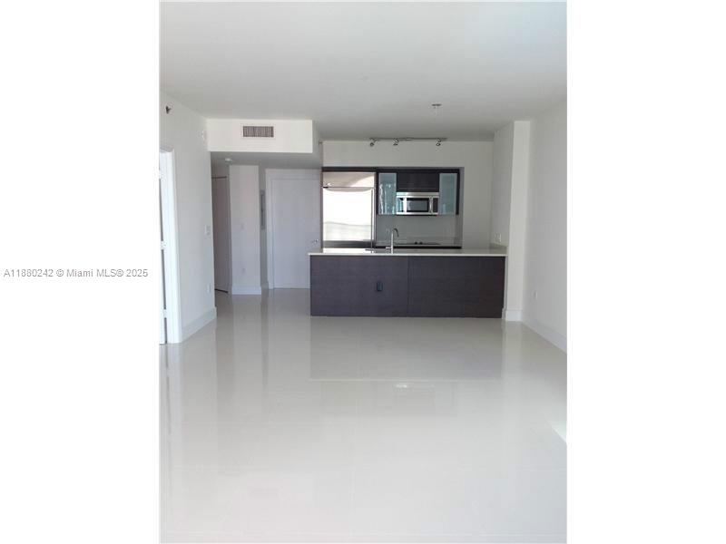 500 BRICKELL AV #2505, Miami FL 33131