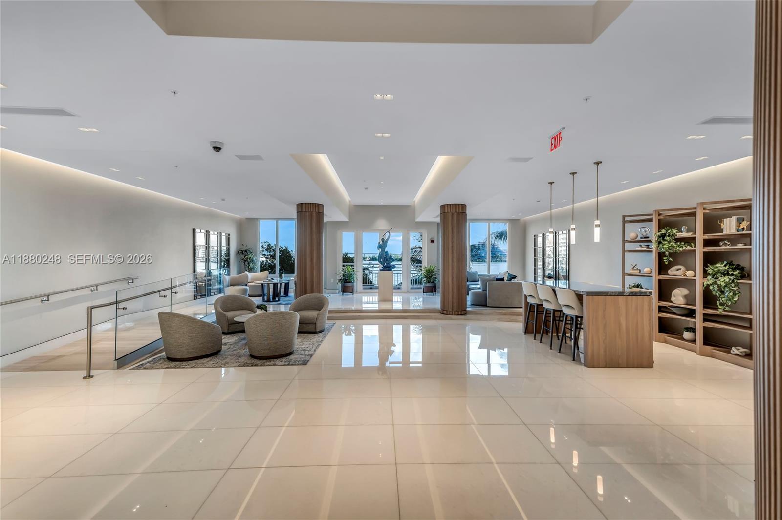 888 Brickell Key Dr #1807, Miami FL 33131