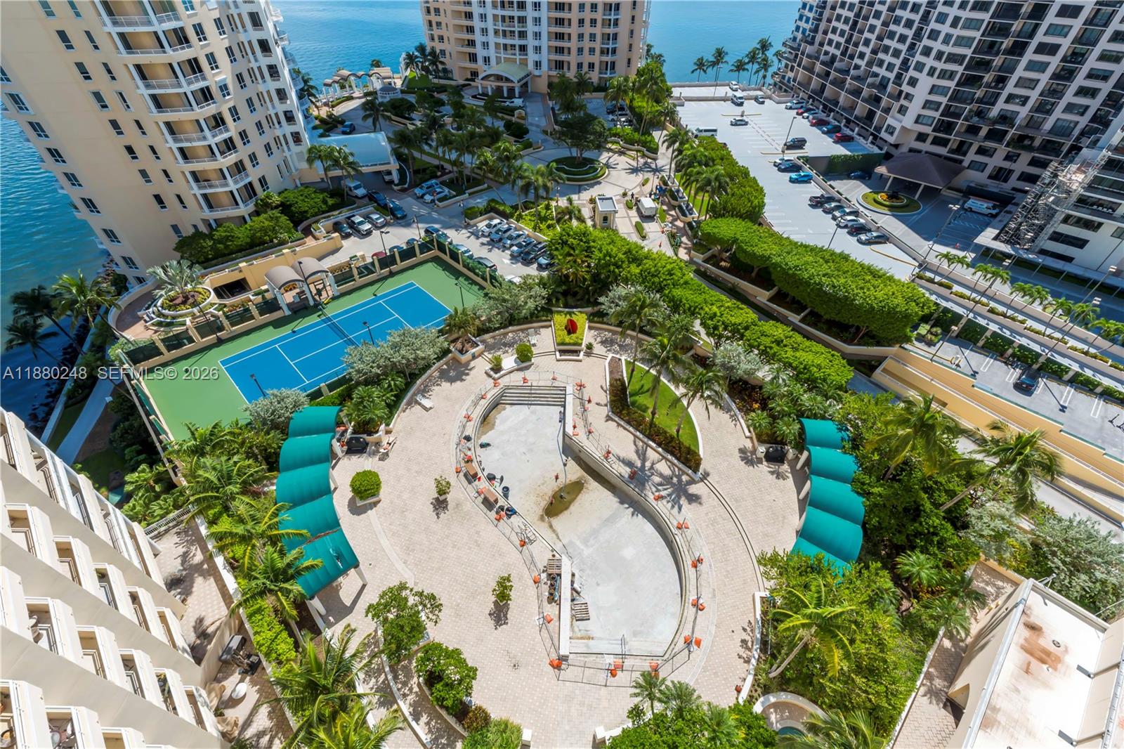 888 Brickell Key Dr #1807, Miami FL 33131