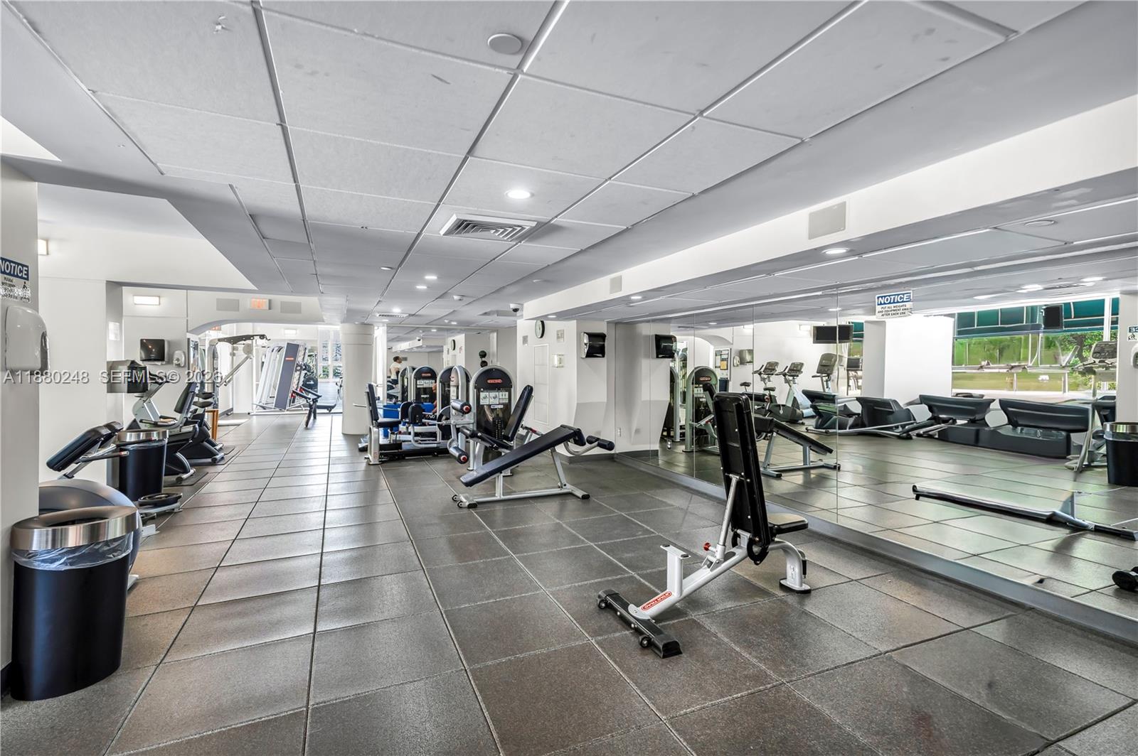 888 Brickell Key Dr #1807, Miami FL 33131