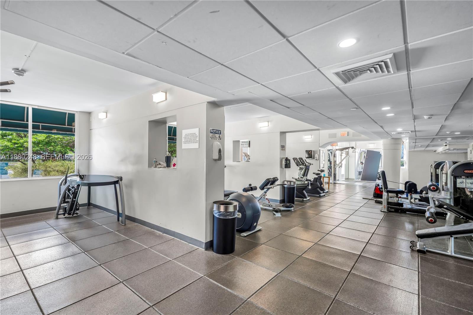 888 Brickell Key Dr #1807, Miami FL 33131