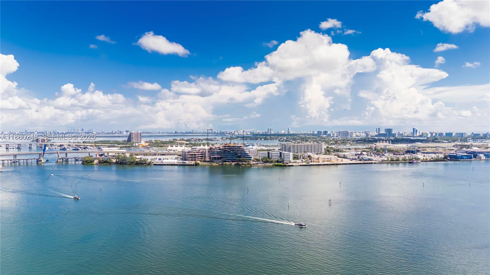 888 Brickell Key Dr #1807, Miami FL 33131
