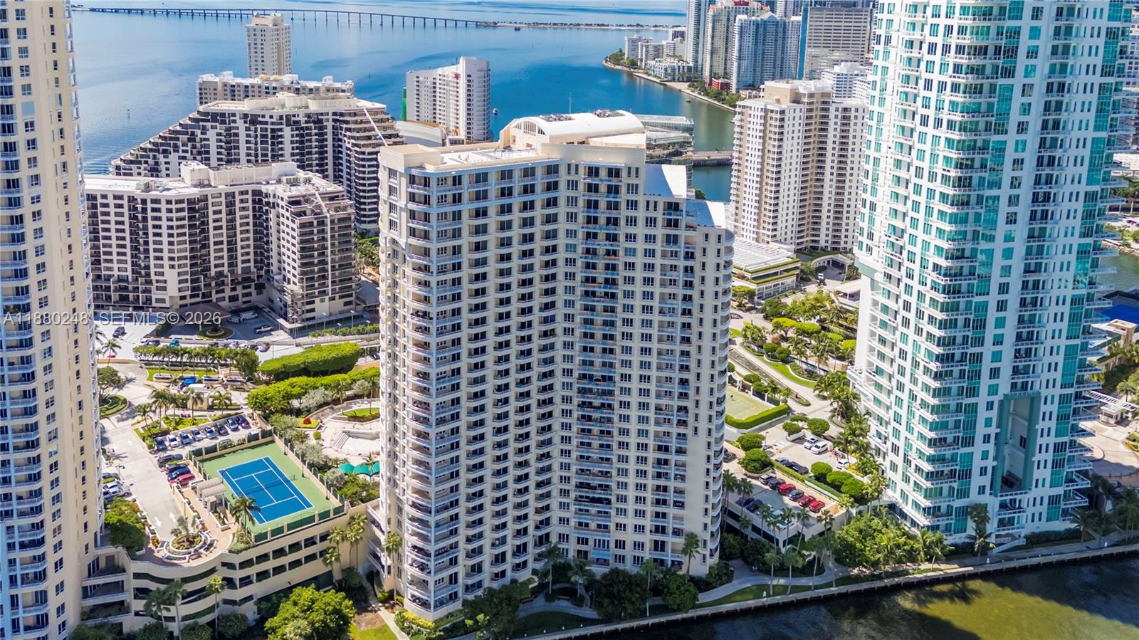 888 Brickell Key Dr #1807, Miami FL 33131