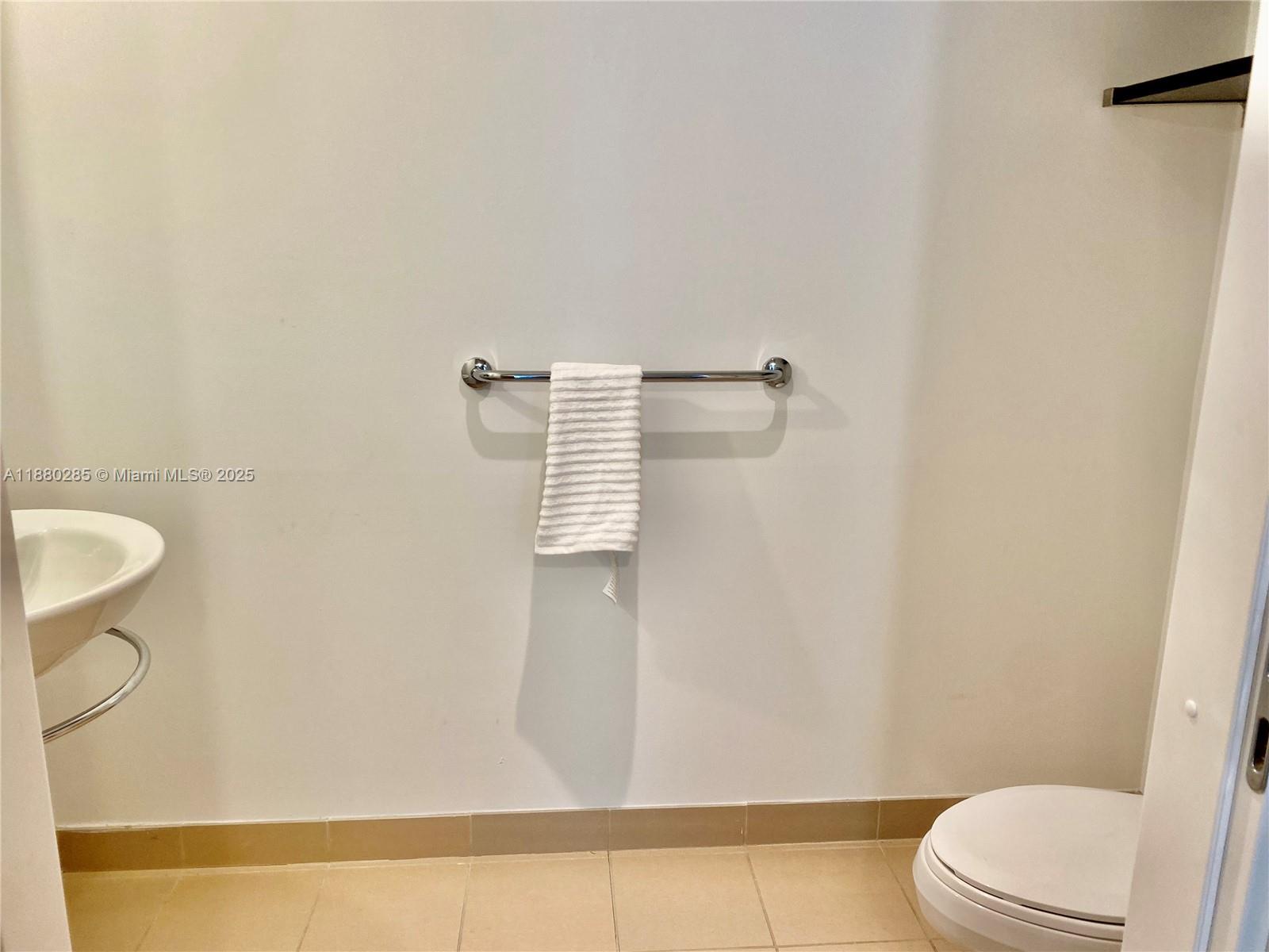 300 S Biscayne Blvd #Loft 604, Miami FL 33131