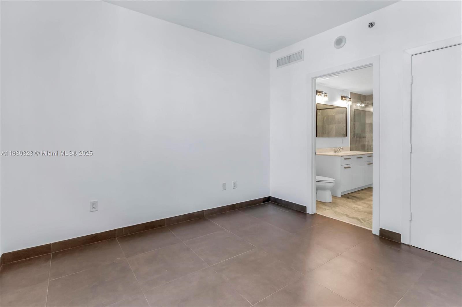 1050 Brickell Ave #1808, Miami FL 33131
