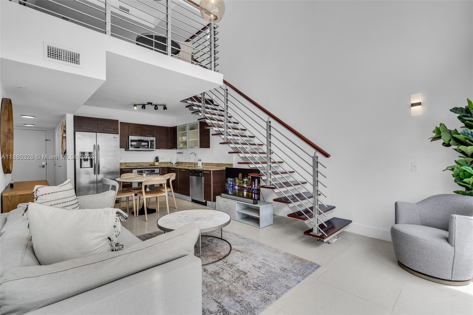 41 SE 5th St #1112, Miami FL 33131