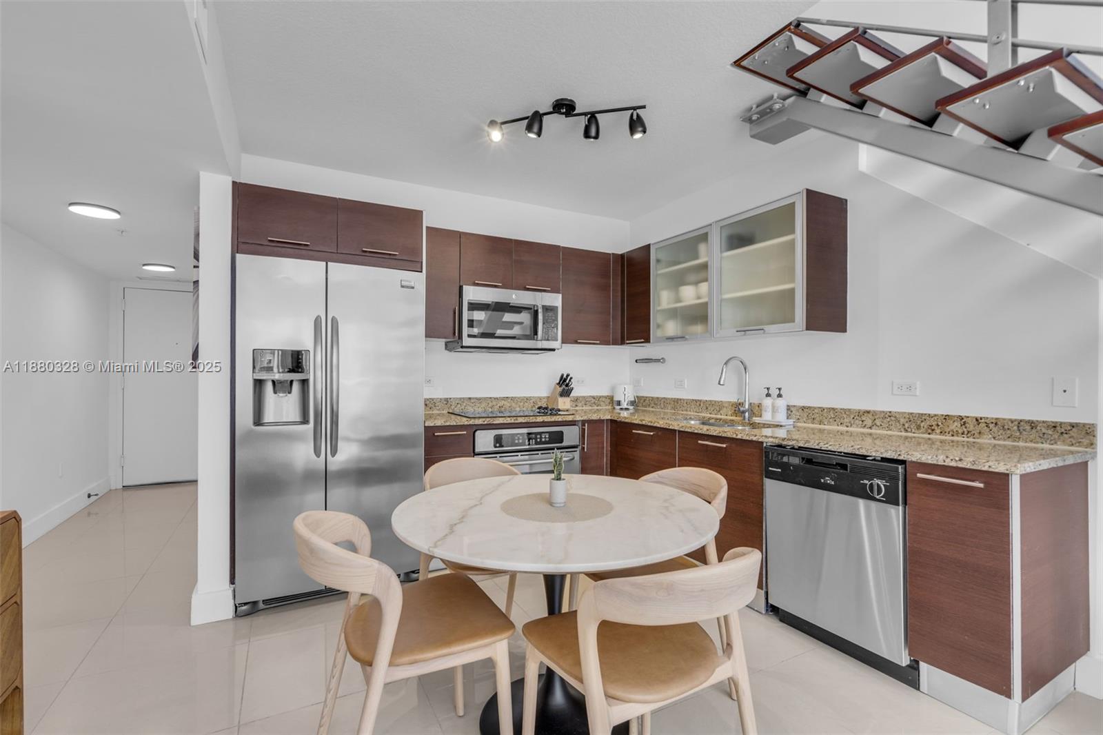 41 SE 5th St #1112, Miami FL 33131
