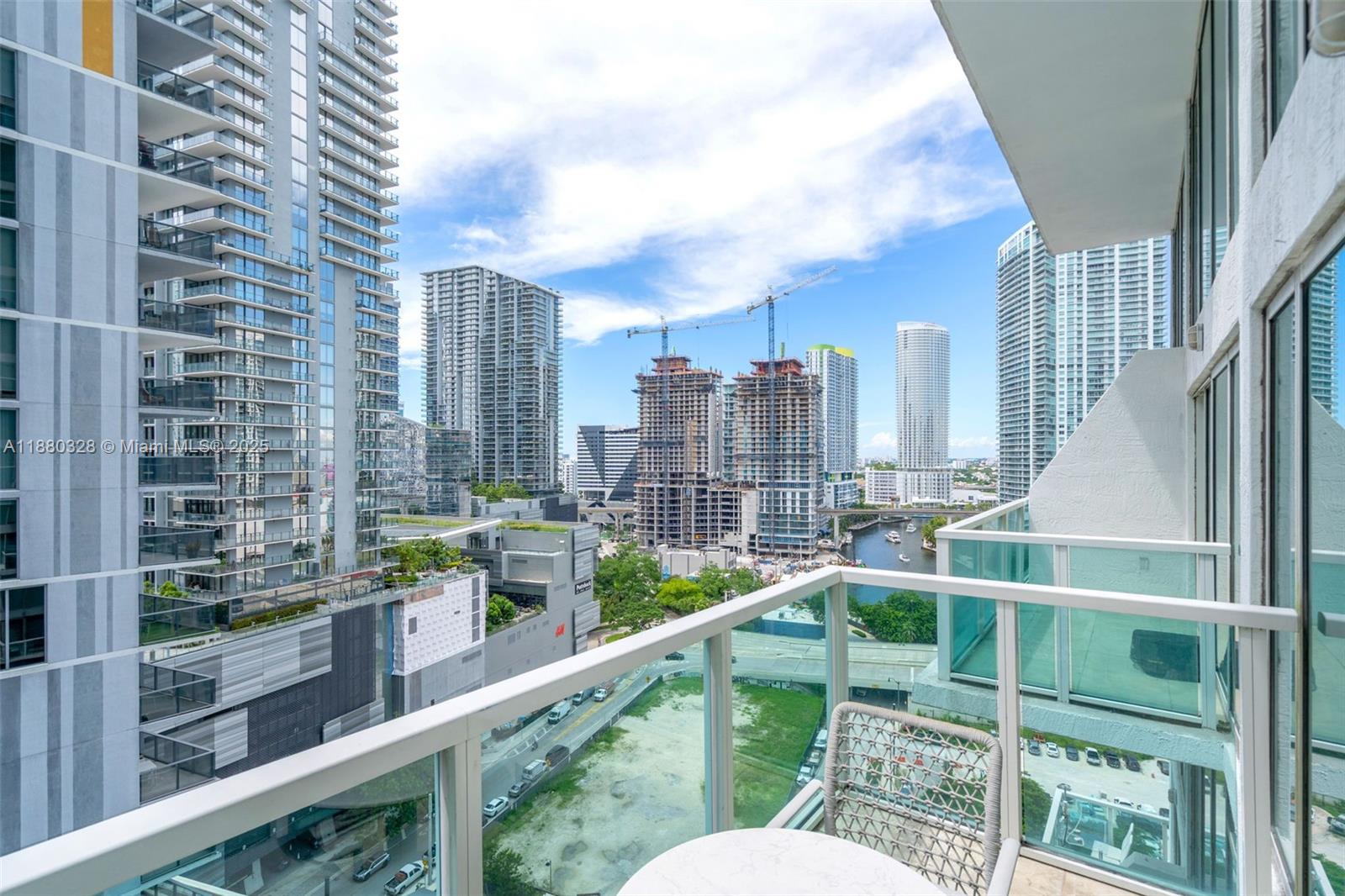 41 SE 5th St #1112, Miami FL 33131