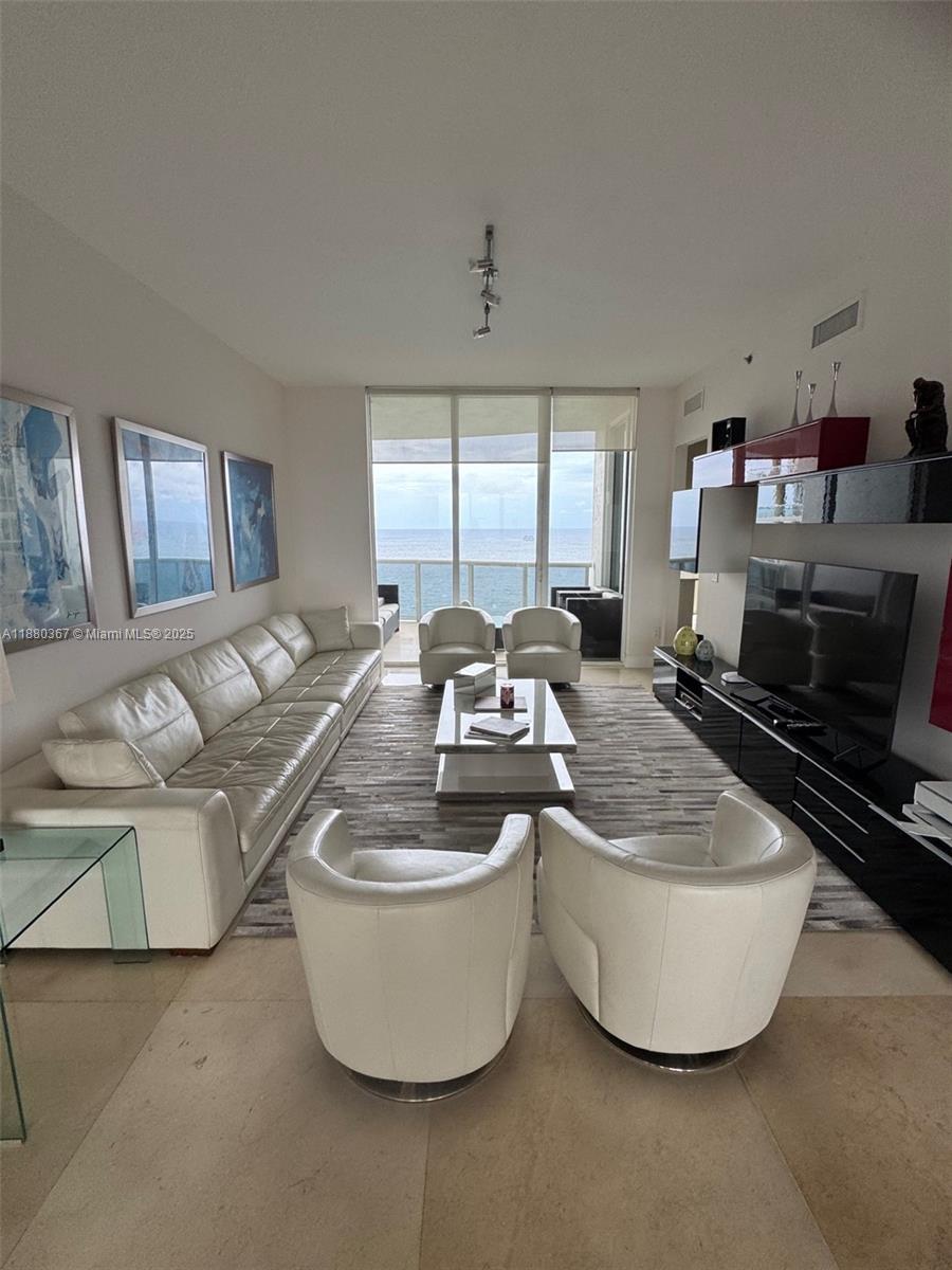 16001 Collins Ave #2304, Sunny Isles Beach FL 33160