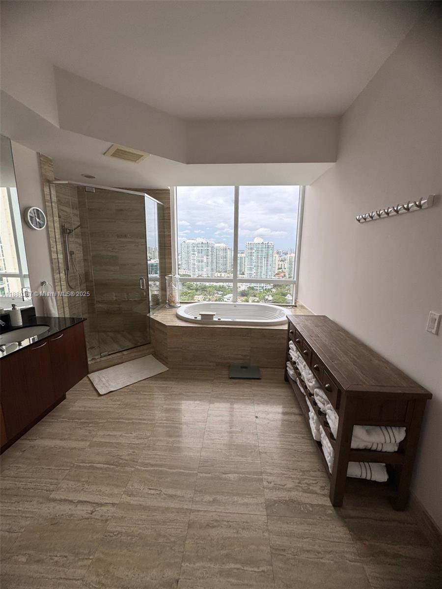 16001 Collins Ave #2304, Sunny Isles Beach FL 33160