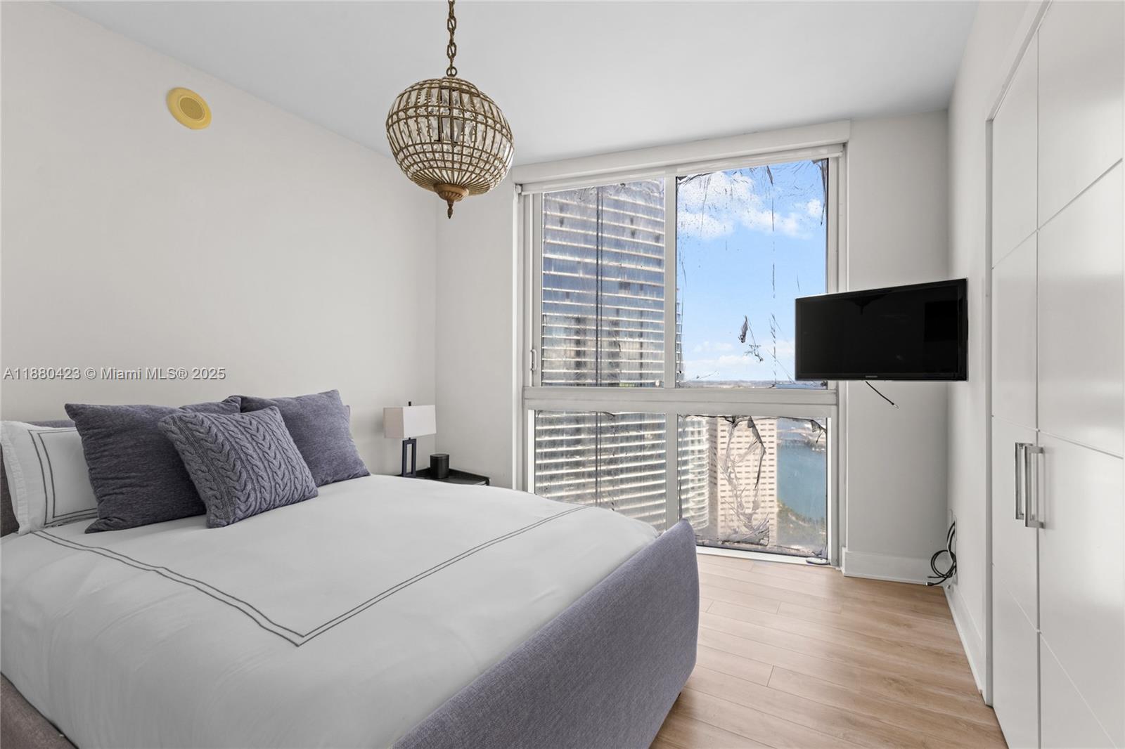 465 Brickell Ave #4901, Miami FL 33131