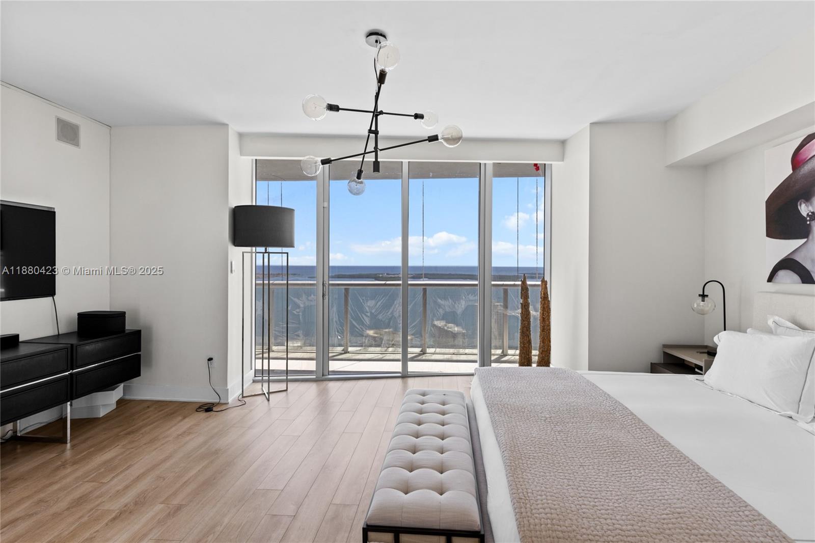 465 Brickell Ave #4901, Miami FL 33131